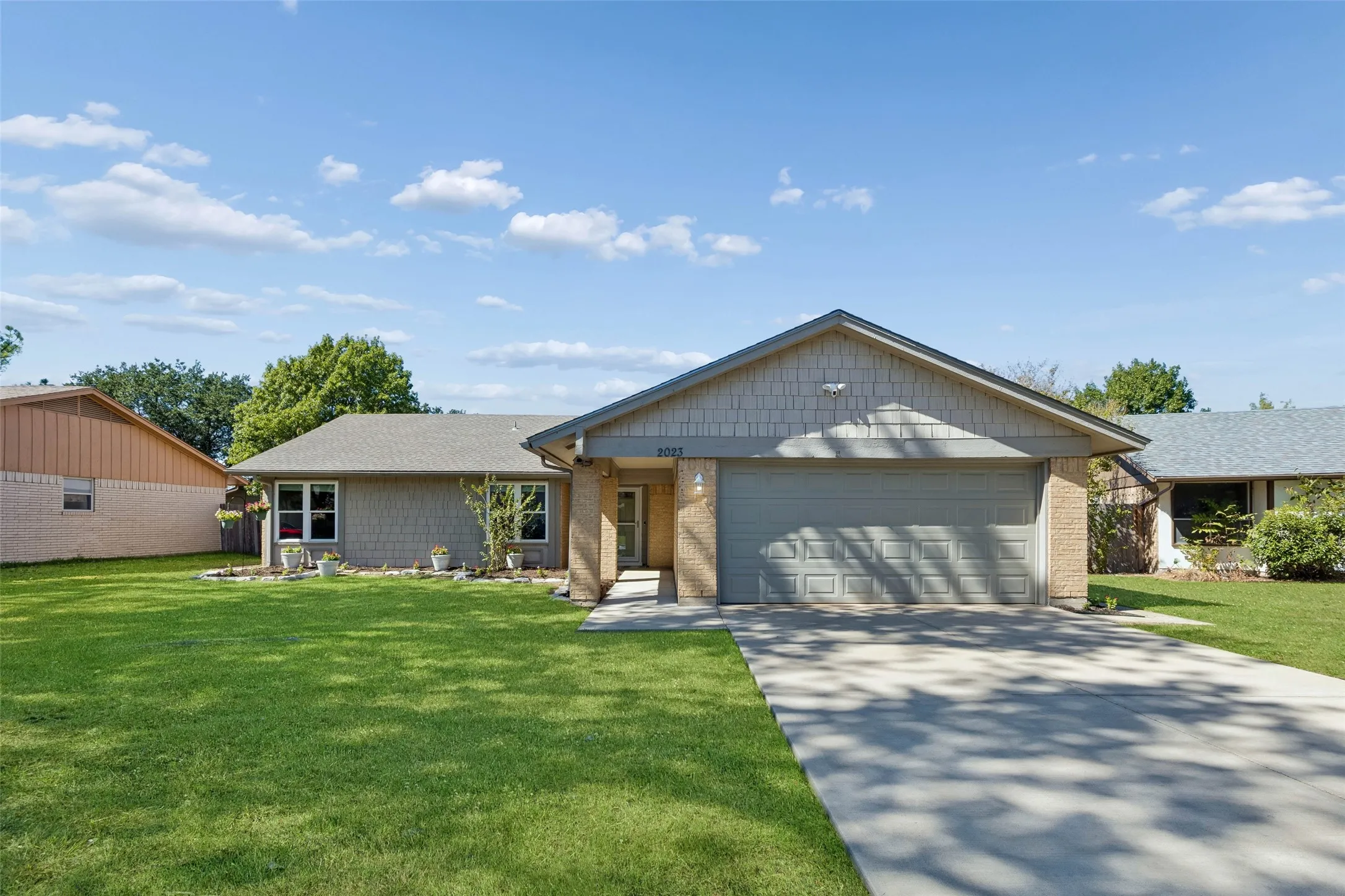 Single Family Residence For Sale