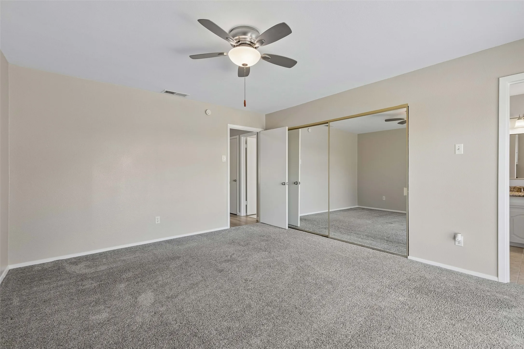 Single Family Residence For Sale in Dallas County , 2023 Inverness Drive, Carrollton, Texas 75007, 3 Bedroom, 2 Bathroom, 2 Garage spaces, 1,436 Sqft, built in 1972, mls#21390798, Real Estate Agent in Carrollton, Homes For Sale in Dallas county, Homes For Sale in Carrollton, Realtor in Carrollton Texas, Real Estate Brokerage Independent Realty Texas, Luminita Cordes Realtor