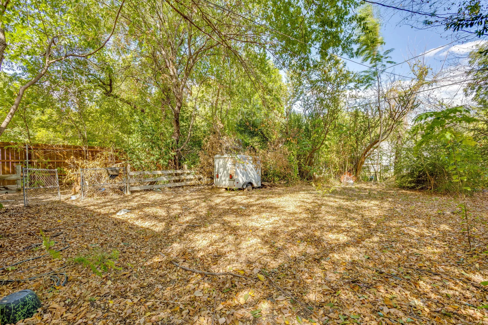 Single Family Residence For Sale in Tarrant County , 720 Northwood Road, Fort Worth, Texas 76107, 2 Bedroom, 1 Bathroom, 1 Garage spaces, 995 Sqft, built in 1942, mls#21397988, Real Estate Agent in Fort Worth, Homes For Sale in Tarrant county, Homes For Sale in Fort Worth, Realtor in Fort Worth Texas, Real Estate Brokerage Independent Realty Texas, Luminita Cordes Realtor