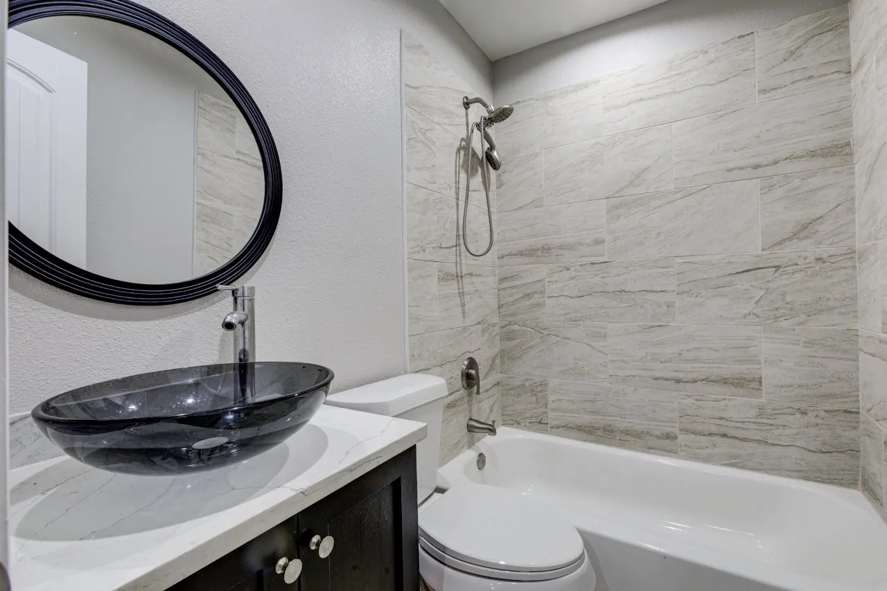Single Family Residence For Sale in Dallas County , 311 Glenfield Drive, Garland, Texas 75040, 3 Bedroom, 1 Bathroom, Garage spaces, 884 Sqft, built in 1955, mls#21403506, Real Estate Agent in Garland, Homes For Sale in Dallas county, Homes For Sale in Garland, Realtor in Garland Texas, Real Estate Brokerage Independent Realty Texas, Luminita Cordes Realtor