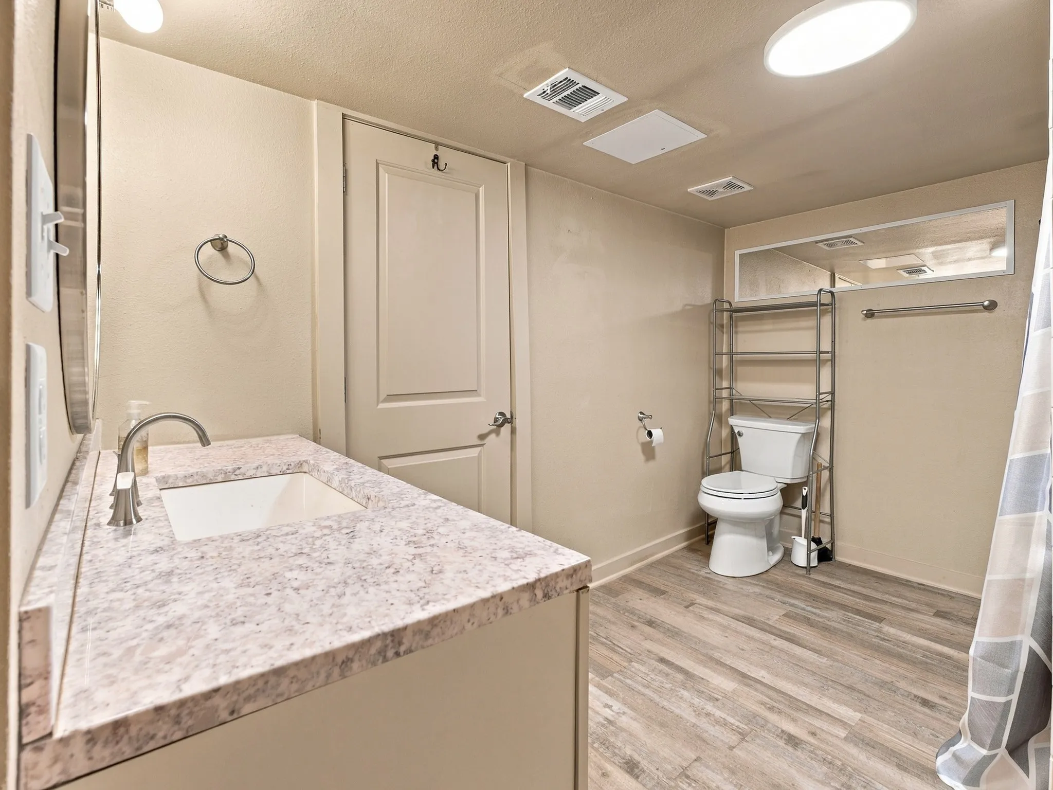 Single Family Residence For Sale in Wise County , 207 N Oneil Street, Alvord, Texas 76225, 2 Bedroom, 1 Bathroom, Garage spaces, 1,248 Sqft, built in 0, mls#21403467, Real Estate Agent in Alvord, Homes For Sale in Wise county, Homes For Sale in Alvord, Realtor in Alvord Texas, Real Estate Brokerage Independent Realty Texas, Luminita Cordes Realtor