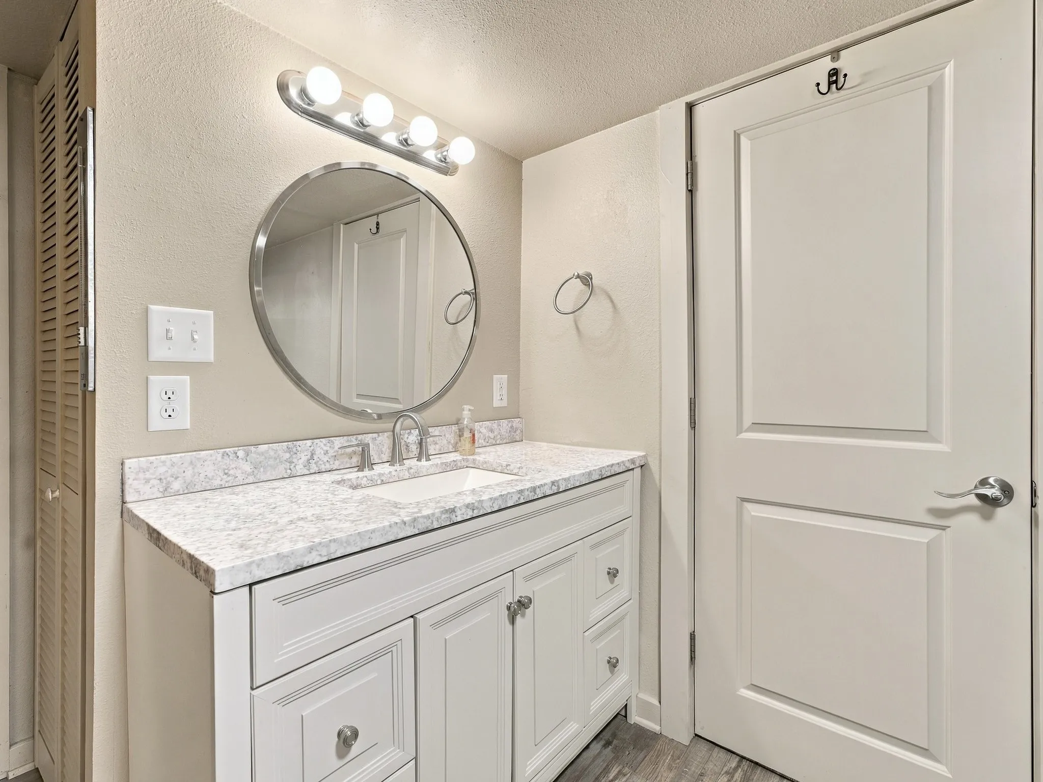 Single Family Residence For Sale in Wise County , 207 N Oneil Street, Alvord, Texas 76225, 2 Bedroom, 1 Bathroom, Garage spaces, 1,248 Sqft, built in 0, mls#21403467, Real Estate Agent in Alvord, Homes For Sale in Wise county, Homes For Sale in Alvord, Realtor in Alvord Texas, Real Estate Brokerage Independent Realty Texas, Luminita Cordes Realtor