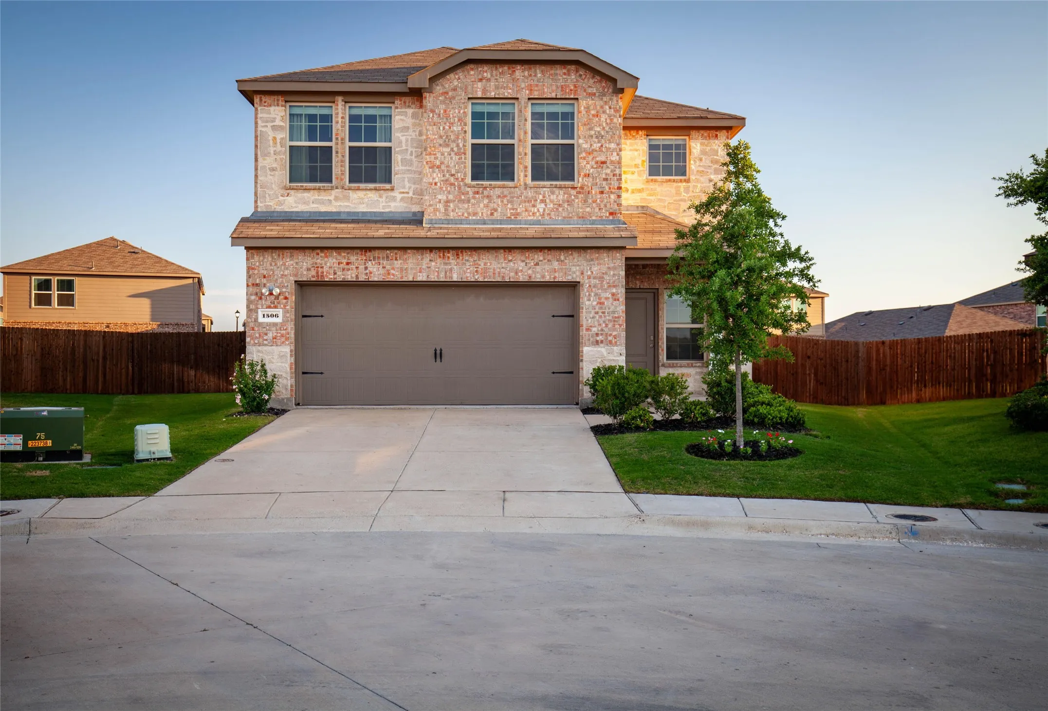 Single Family Residence For Sale in Kaufman County , 1506 Usal Court, Forney, Texas 75126, 3 Bedroom, 2 Bathroom, 2 Garage spaces, 1,796 Sqft, built in 2023, mls#21403504, Real Estate Agent in Forney, Homes For Sale in Kaufman county, Homes For Sale in Forney, Realtor in Forney Texas, Real Estate Brokerage Independent Realty Texas, Luminita Cordes Realtor