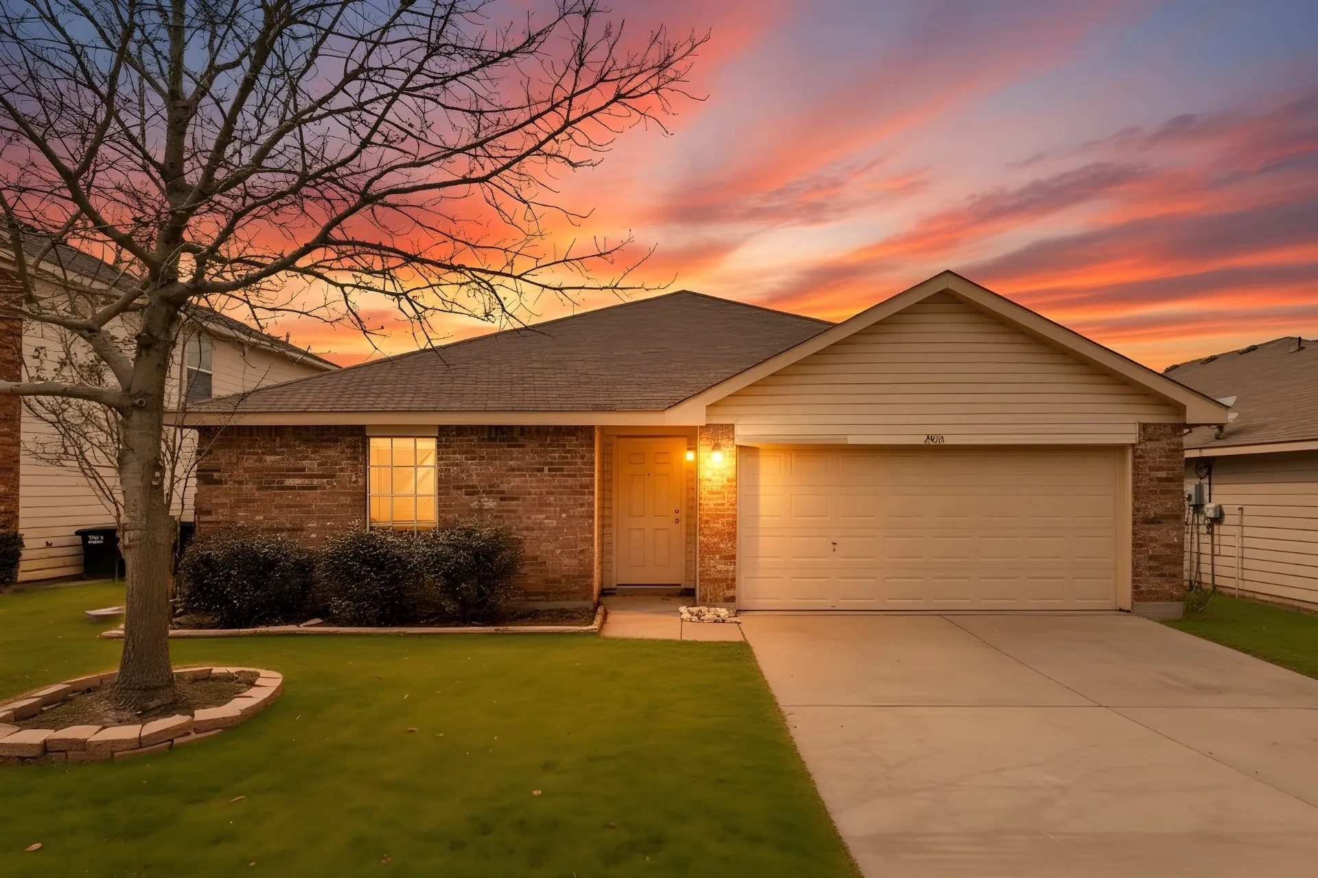 Single Family Residence For Sale in Tarrant County , 14109 Cochise Drive, Fort Worth, Texas 76052, 4 Bedroom, 2 Bathroom, 2 Garage spaces, 1,768 Sqft, built in 2007, mls#21326940, Real Estate Agent in Fort Worth, Homes For Sale in Tarrant county, Homes For Sale in Fort Worth, Realtor in Fort Worth Texas, Real Estate Brokerage Independent Realty Texas, Luminita Cordes Realtor