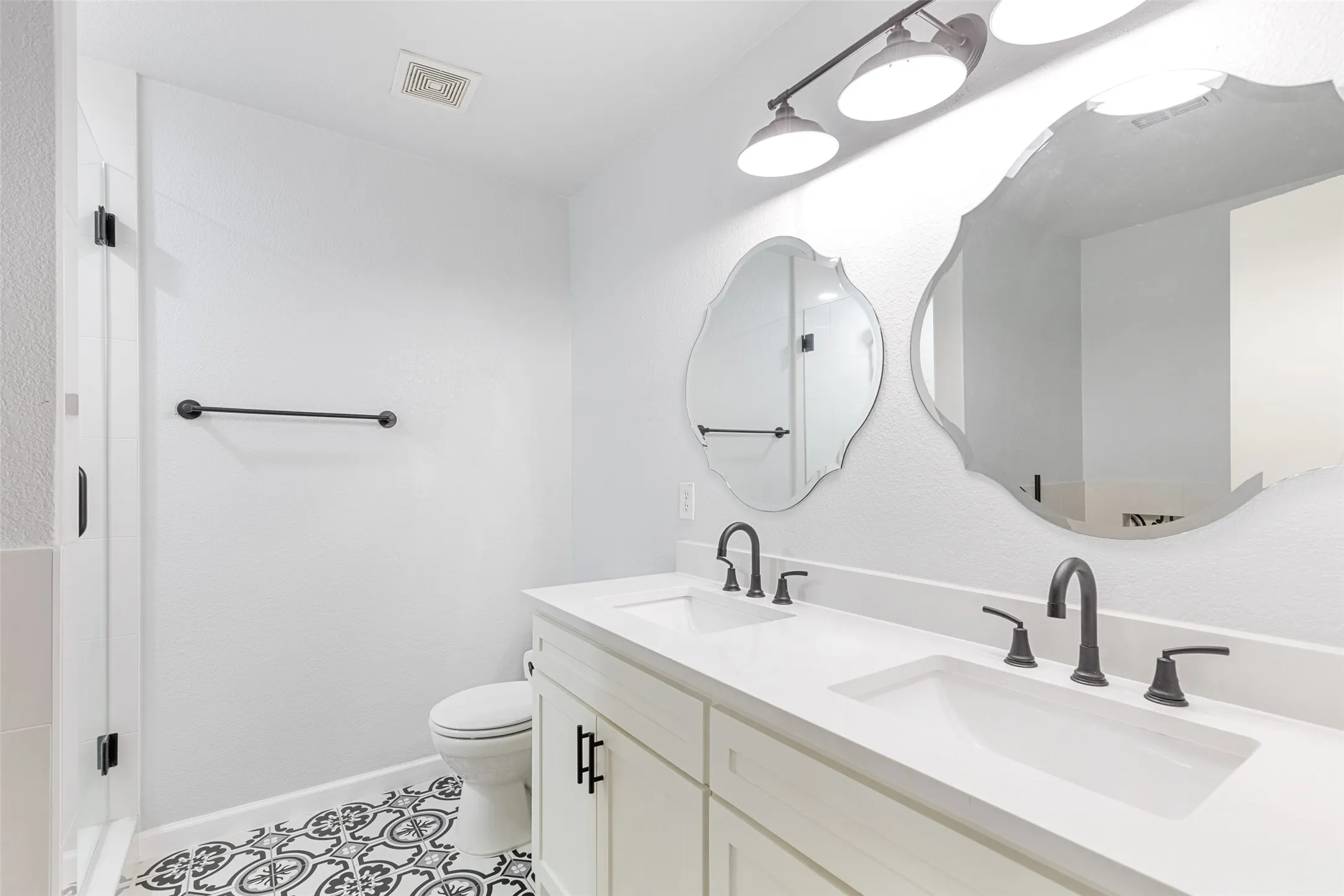 Single Family Residence For Sale in Tarrant County , 14109 Cochise Drive, Fort Worth, Texas 76052, 4 Bedroom, 2 Bathroom, 2 Garage spaces, 1,768 Sqft, built in 2007, mls#21326940, Real Estate Agent in Fort Worth, Homes For Sale in Tarrant county, Homes For Sale in Fort Worth, Realtor in Fort Worth Texas, Real Estate Brokerage Independent Realty Texas, Luminita Cordes Realtor