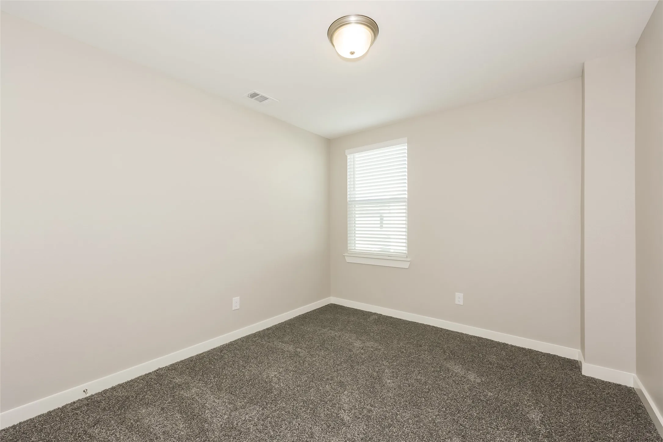 Single Family Residence For Rent in Tarrant County , 704 Painted Loon Drive, Arlington, Texas 76005, 3 Bedroom, 3 Bathroom, 2 Garage spaces, 1,464 Sqft, built in 2025, mls#21400636, Real Estate Agent in Arlington, Homes For Rent in Tarrant county, Homes For Rent in Arlington, Realtor in Arlington Texas, Real Estate Brokerage Independent Realty Texas, Luminita Cordes Realtor