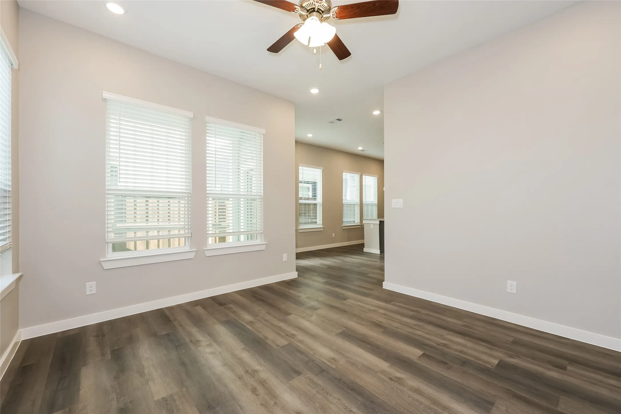 Single Family Residence For Rent in Tarrant County , 704 Painted Loon Drive, Arlington, Texas 76005, 3 Bedroom, 3 Bathroom, 2 Garage spaces, 1,464 Sqft, built in 2025, mls#21400636, Real Estate Agent in Arlington, Homes For Rent in Tarrant county, Homes For Rent in Arlington, Realtor in Arlington Texas, Real Estate Brokerage Independent Realty Texas, Luminita Cordes Realtor