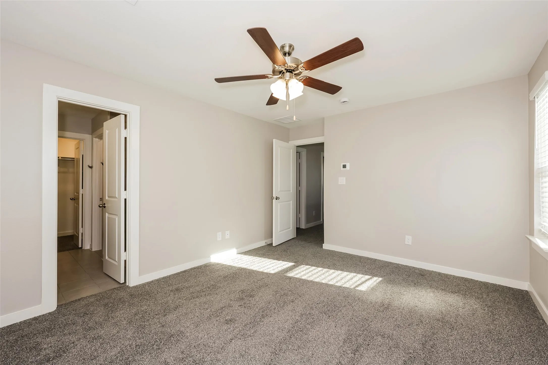 Single Family Residence For Rent in Tarrant County , 704 Painted Loon Drive, Arlington, Texas 76005, 3 Bedroom, 3 Bathroom, 2 Garage spaces, 1,464 Sqft, built in 2025, mls#21400636, Real Estate Agent in Arlington, Homes For Rent in Tarrant county, Homes For Rent in Arlington, Realtor in Arlington Texas, Real Estate Brokerage Independent Realty Texas, Luminita Cordes Realtor