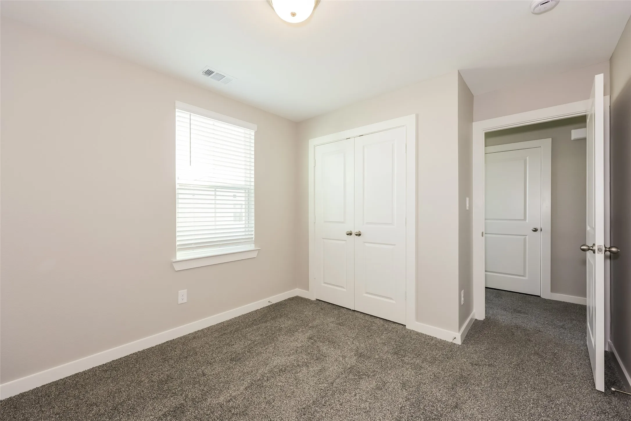 Single Family Residence For Rent in Tarrant County , 704 Painted Loon Drive, Arlington, Texas 76005, 3 Bedroom, 3 Bathroom, 2 Garage spaces, 1,464 Sqft, built in 2025, mls#21400636, Real Estate Agent in Arlington, Homes For Rent in Tarrant county, Homes For Rent in Arlington, Realtor in Arlington Texas, Real Estate Brokerage Independent Realty Texas, Luminita Cordes Realtor