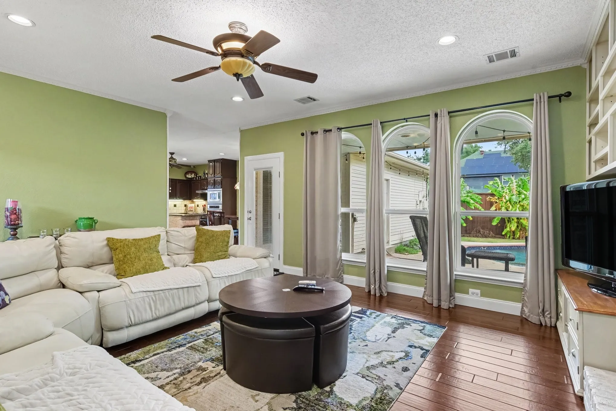 Single Family Residence For Sale in Collin County , 1713 Endicott Drive, Plano, Texas 75025, 5 Bedroom, 4 Bathroom, 2 Garage spaces, 3,370 Sqft, built in 1990, mls#21403505, Real Estate Agent in Plano, Homes For Sale in Collin county, Homes For Sale in Plano, Realtor in Plano Texas, Real Estate Brokerage Independent Realty Texas, Luminita Cordes Realtor