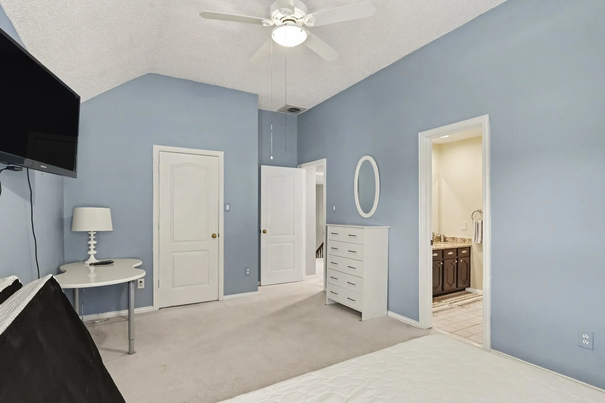 Single Family Residence For Sale in Collin County , 1713 Endicott Drive, Plano, Texas 75025, 5 Bedroom, 4 Bathroom, 2 Garage spaces, 3,370 Sqft, built in 1990, mls#21403505, Real Estate Agent in Plano, Homes For Sale in Collin county, Homes For Sale in Plano, Realtor in Plano Texas, Real Estate Brokerage Independent Realty Texas, Luminita Cordes Realtor