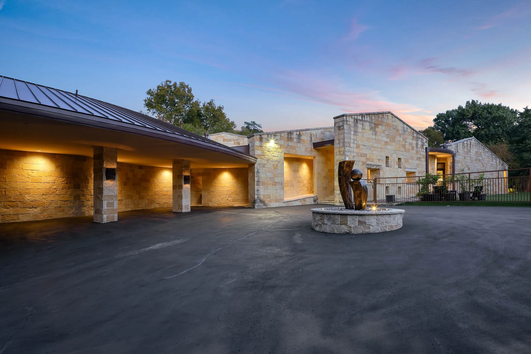 Single Family Residence For Sale in Dallas County , 5110 Park Lane, Dallas, Texas 75220, 5 Bedroom, 9 Bathroom, Garage spaces, 14,921 Sqft, built in 2003, mls#21401453, Real Estate Agent in Dallas, Homes For Sale in Dallas county, Homes For Sale in Dallas, Realtor in Dallas Texas, Real Estate Brokerage Independent Realty Texas, Luminita Cordes Realtor