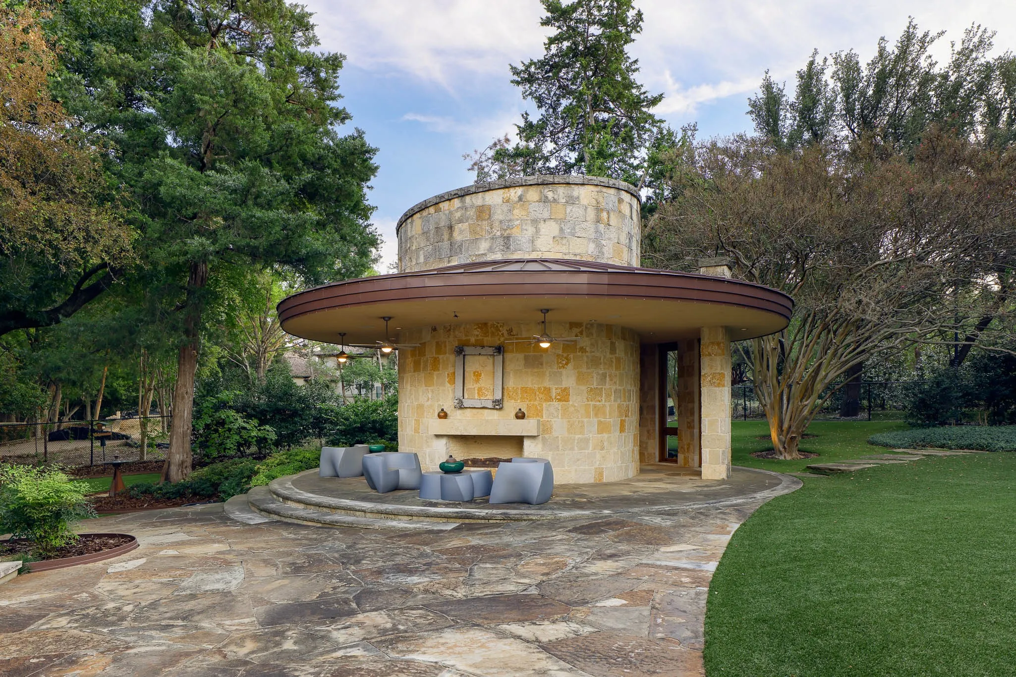 Single Family Residence For Sale in Dallas County , 5110 Park Lane, Dallas, Texas 75220, 5 Bedroom, 9 Bathroom, Garage spaces, 14,921 Sqft, built in 2003, mls#21401453, Real Estate Agent in Dallas, Homes For Sale in Dallas county, Homes For Sale in Dallas, Realtor in Dallas Texas, Real Estate Brokerage Independent Realty Texas, Luminita Cordes Realtor