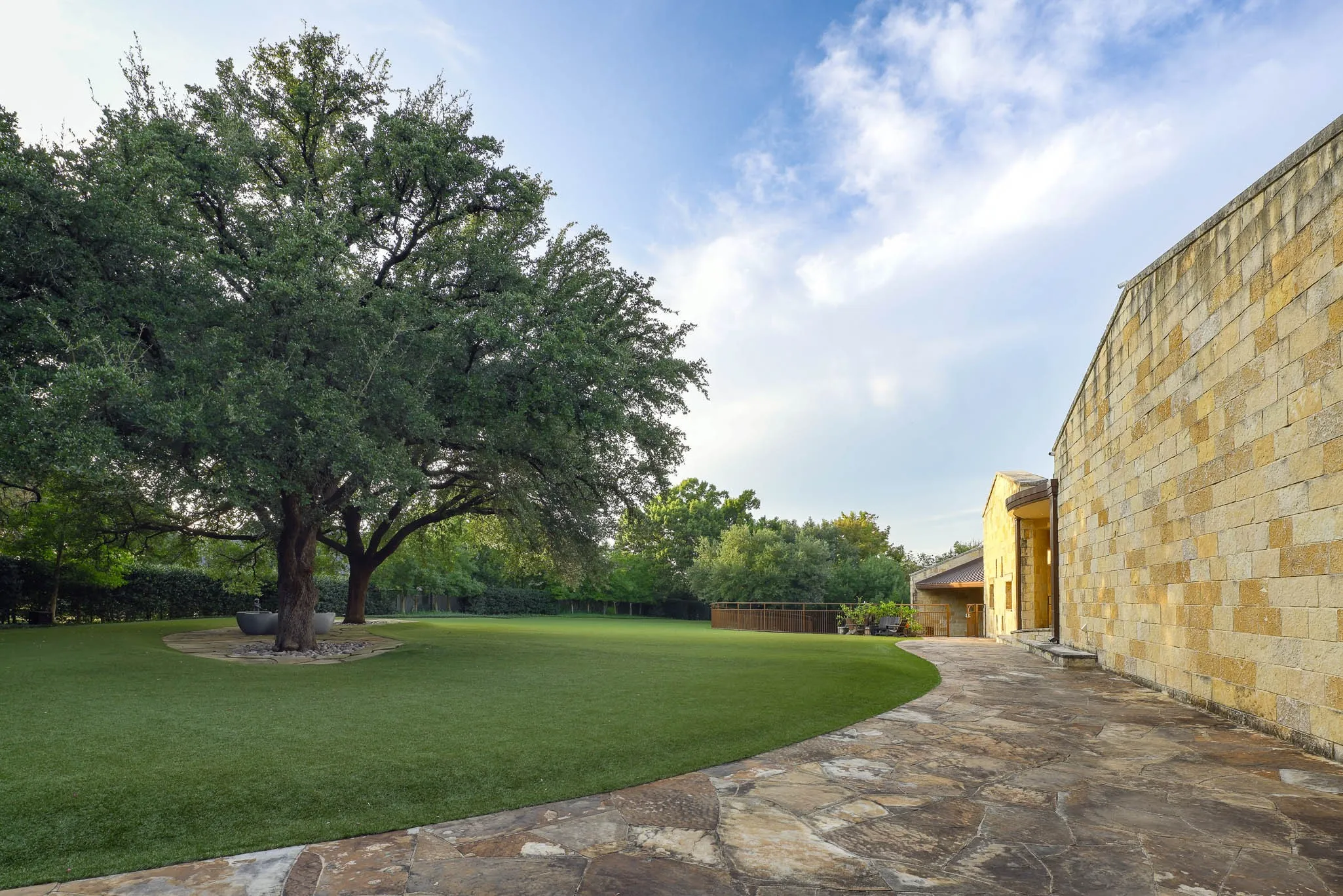 Single Family Residence For Sale in Dallas County , 5110 Park Lane, Dallas, Texas 75220, 5 Bedroom, 9 Bathroom, Garage spaces, 14,921 Sqft, built in 2003, mls#21401453, Real Estate Agent in Dallas, Homes For Sale in Dallas county, Homes For Sale in Dallas, Realtor in Dallas Texas, Real Estate Brokerage Independent Realty Texas, Luminita Cordes Realtor