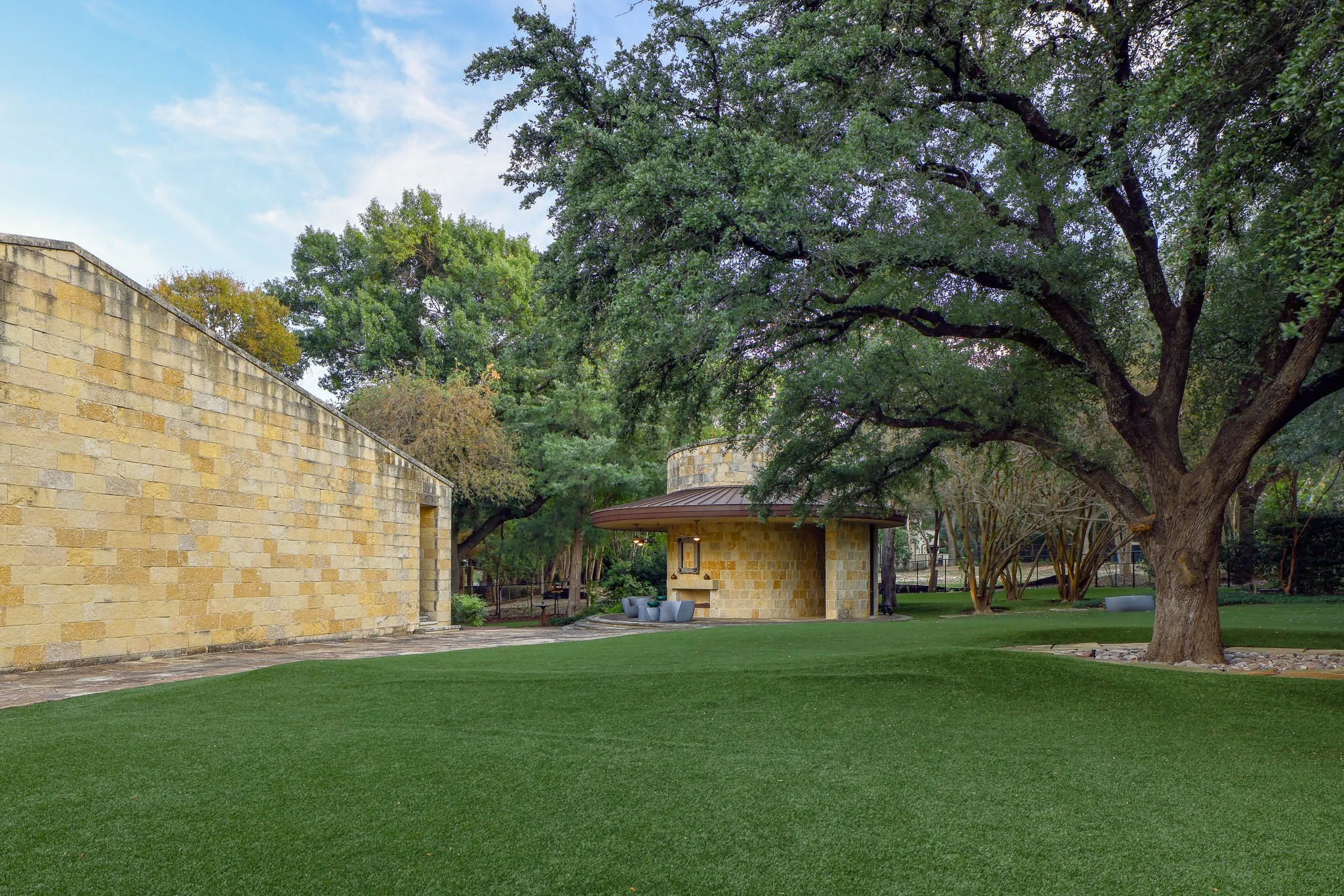 Single Family Residence For Sale in Dallas County , 5110 Park Lane, Dallas, Texas 75220, 5 Bedroom, 9 Bathroom, Garage spaces, 14,921 Sqft, built in 2003, mls#21401453, Real Estate Agent in Dallas, Homes For Sale in Dallas county, Homes For Sale in Dallas, Realtor in Dallas Texas, Real Estate Brokerage Independent Realty Texas, Luminita Cordes Realtor