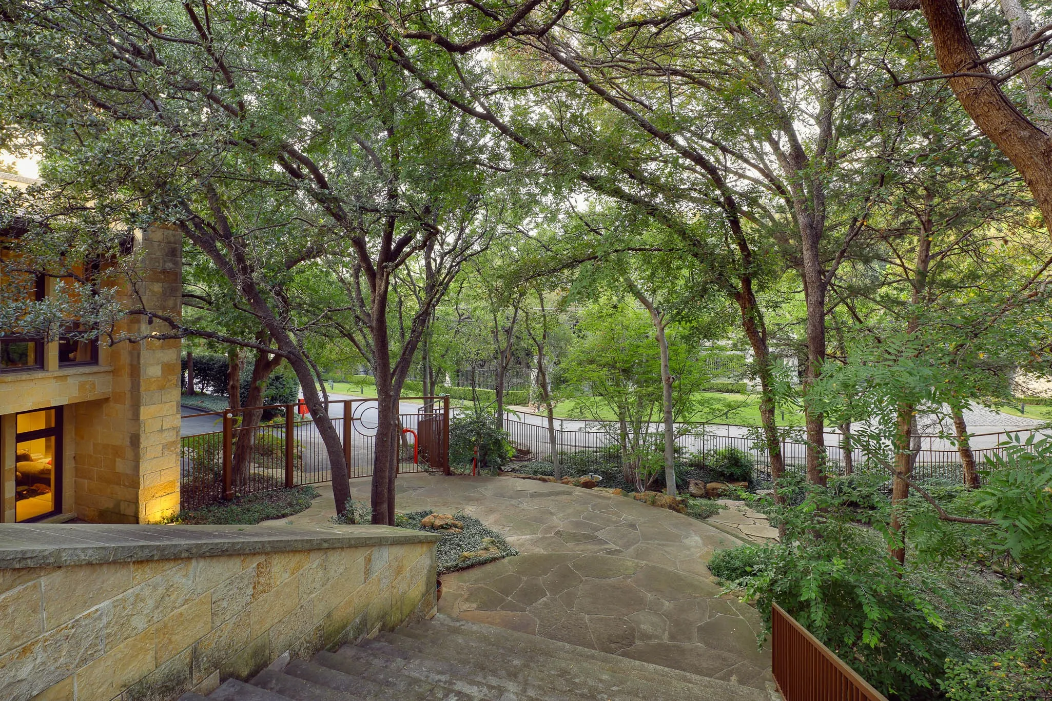 Single Family Residence For Sale in Dallas County , 5110 Park Lane, Dallas, Texas 75220, 5 Bedroom, 9 Bathroom, Garage spaces, 14,921 Sqft, built in 2003, mls#21401453, Real Estate Agent in Dallas, Homes For Sale in Dallas county, Homes For Sale in Dallas, Realtor in Dallas Texas, Real Estate Brokerage Independent Realty Texas, Luminita Cordes Realtor