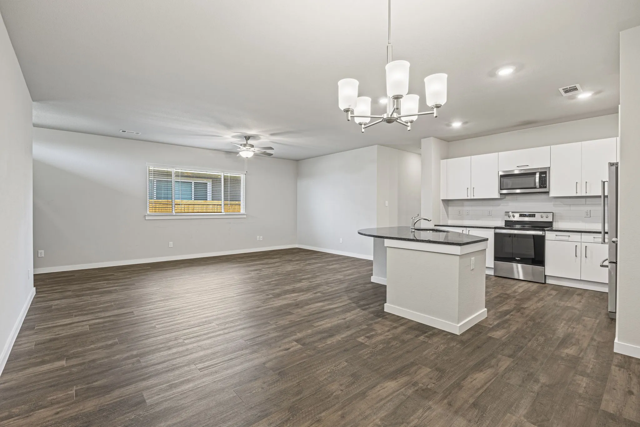 Duplex For Rent in Ellis County , 617 Blackland Drive, Venus, Texas 76084, 3 Bedroom, 2 Bathroom, 2 Garage spaces, 1,361 Sqft, built in 2023, mls#21403527, Real Estate Agent in Venus, Homes For Rent in Ellis county, Homes For Rent in Venus, Realtor in Venus Texas, Real Estate Brokerage Independent Realty Texas, Luminita Cordes Realtor