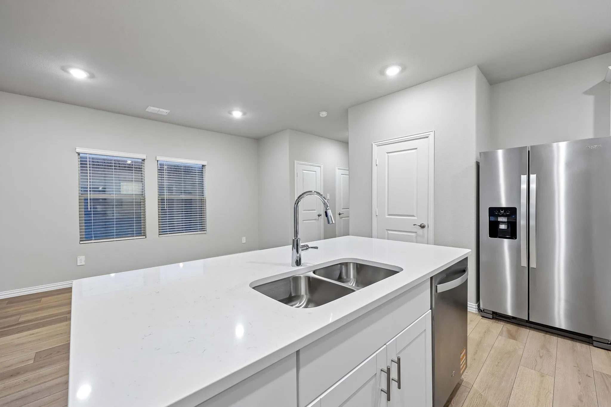  Photo is not of the actual home, but is an inspirational photo of builder’s model home and may depict options, furnishings, and/or decorator features that are not included.
