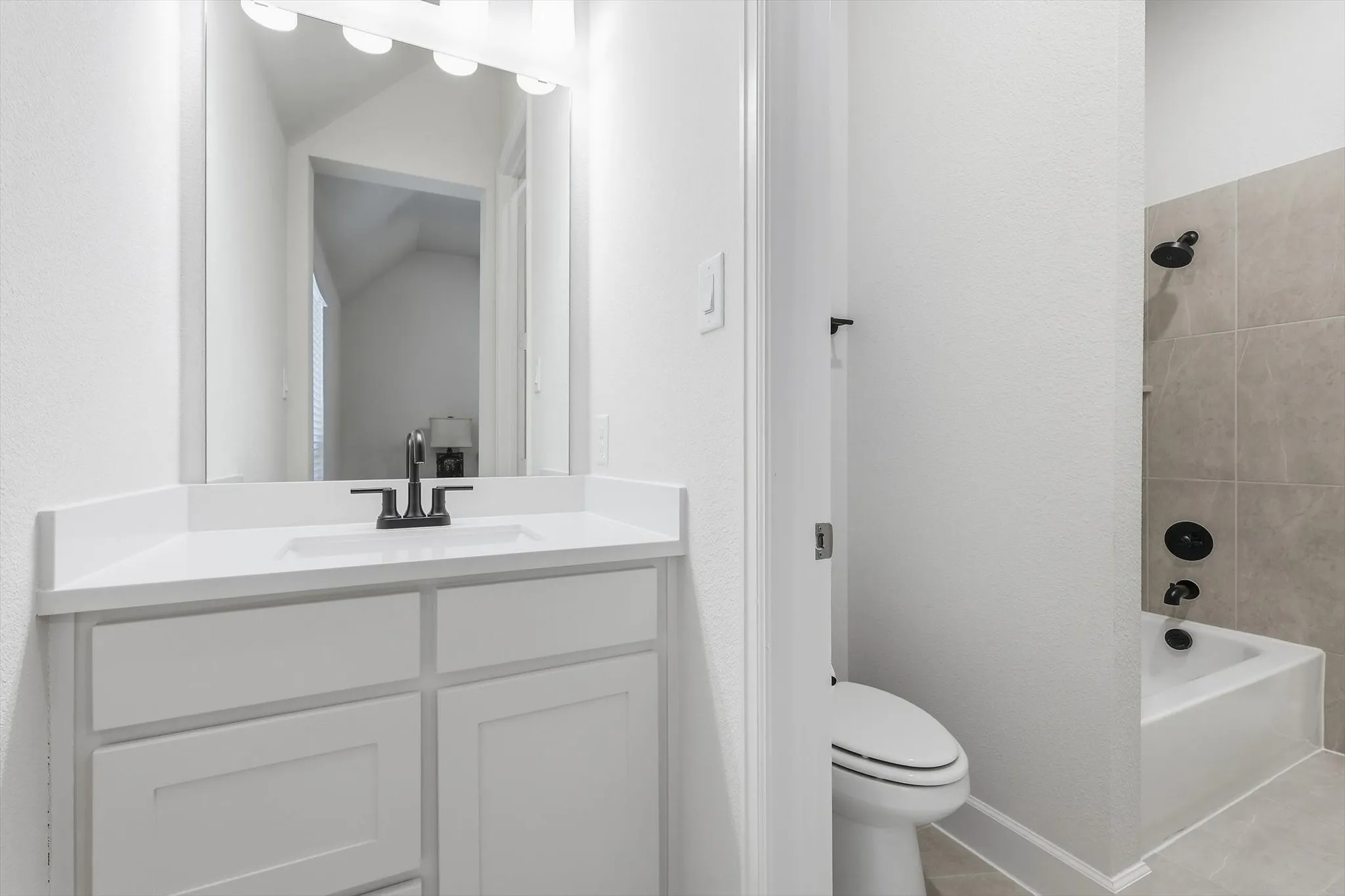 Single Family Residence For Rent in Rockwall County , 1917 Foothill Road, Rockwall, Texas 75087, 4 Bedroom, 4 Bathroom, 3 Garage spaces, 3,411 Sqft, built in 2025, mls#21403532, Real Estate Agent in Rockwall, Homes For Rent in Rockwall county, Homes For Rent in Rockwall, Realtor in Rockwall Texas, Real Estate Brokerage Independent Realty Texas, Luminita Cordes Realtor