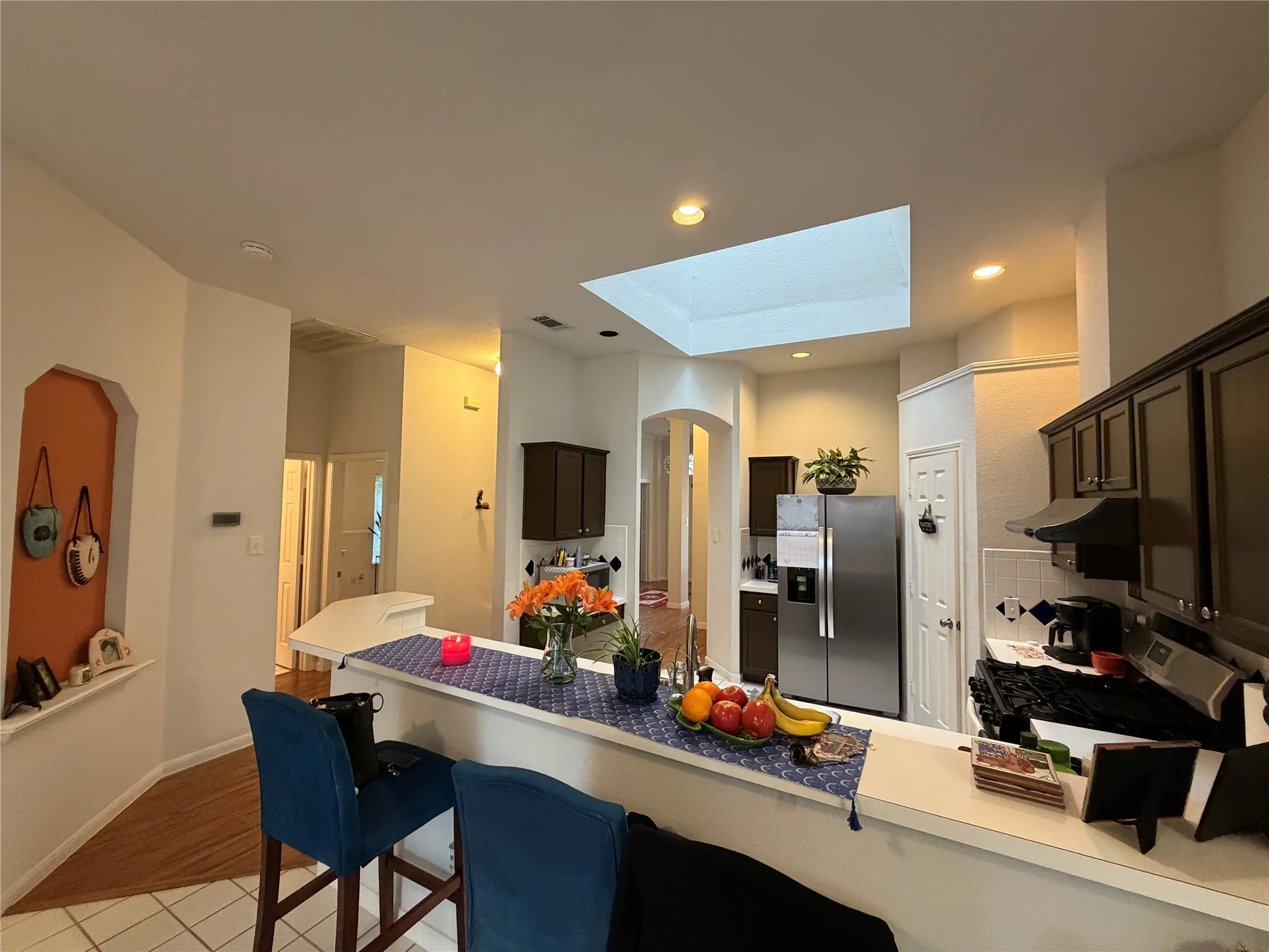 Single Family Residence For Rent in Denton County , 1224 Tanner Drive, Lewisville, Texas 75077, 3 Bedroom, 2 Bathroom, 2 Garage spaces, 1,843 Sqft, built in 1998, mls#21403388, Real Estate Agent in Lewisville, Homes For Rent in Denton county, Homes For Rent in Lewisville, Realtor in Lewisville Texas, Real Estate Brokerage Independent Realty Texas, Luminita Cordes Realtor
