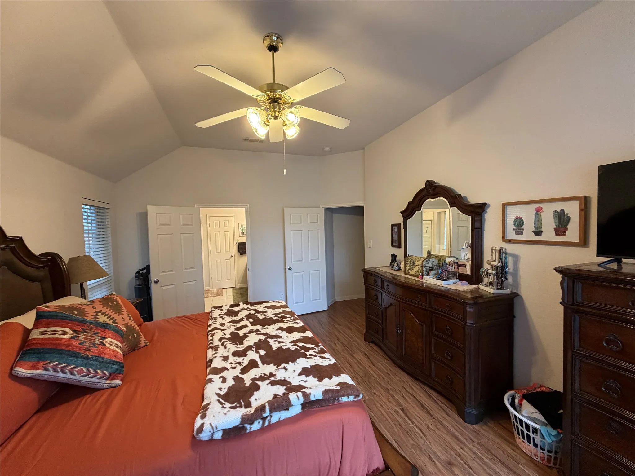 Single Family Residence For Rent in Denton County , 1224 Tanner Drive, Lewisville, Texas 75077, 3 Bedroom, 2 Bathroom, 2 Garage spaces, 1,843 Sqft, built in 1998, mls#21403388, Real Estate Agent in Lewisville, Homes For Rent in Denton county, Homes For Rent in Lewisville, Realtor in Lewisville Texas, Real Estate Brokerage Independent Realty Texas, Luminita Cordes Realtor