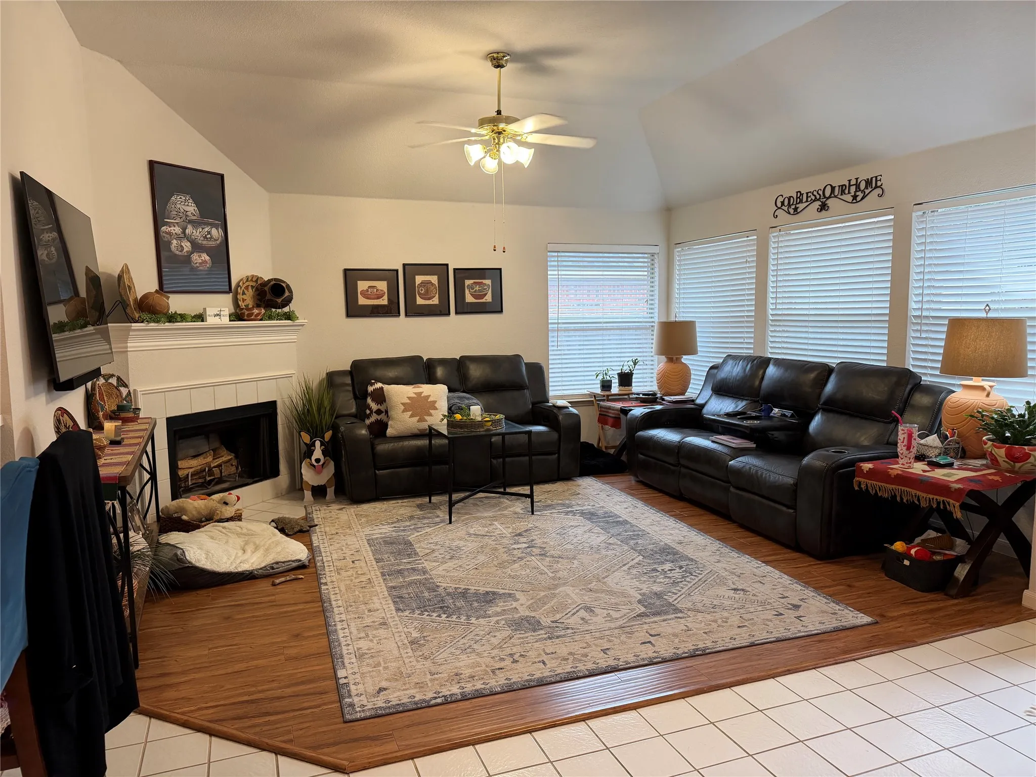 Single Family Residence For Rent in Denton County , 1224 Tanner Drive, Lewisville, Texas 75077, 3 Bedroom, 2 Bathroom, 2 Garage spaces, 1,843 Sqft, built in 1998, mls#21403388, Real Estate Agent in Lewisville, Homes For Rent in Denton county, Homes For Rent in Lewisville, Realtor in Lewisville Texas, Real Estate Brokerage Independent Realty Texas, Luminita Cordes Realtor