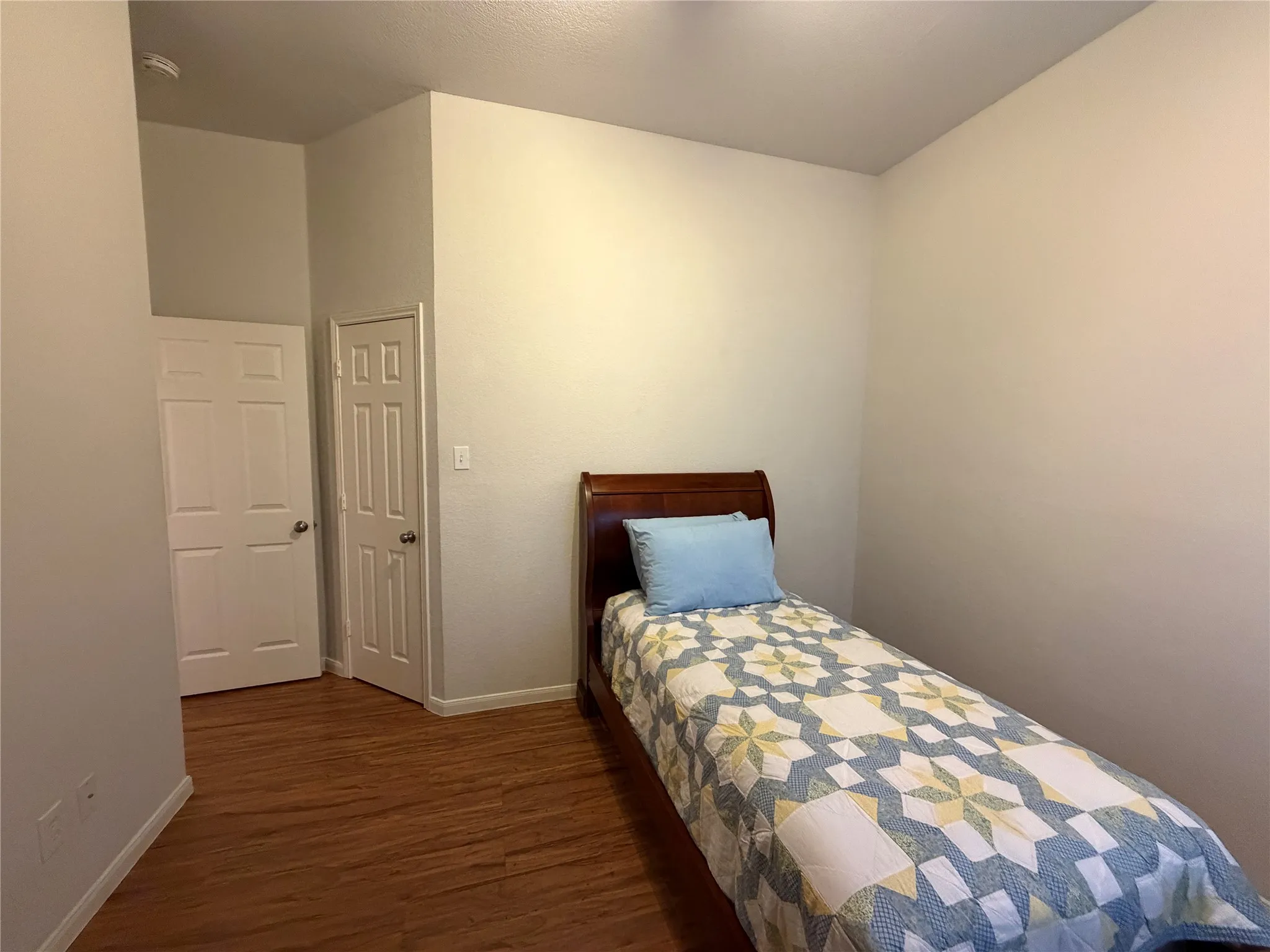 Single Family Residence For Rent in Denton County , 1224 Tanner Drive, Lewisville, Texas 75077, 3 Bedroom, 2 Bathroom, 2 Garage spaces, 1,843 Sqft, built in 1998, mls#21403388, Real Estate Agent in Lewisville, Homes For Rent in Denton county, Homes For Rent in Lewisville, Realtor in Lewisville Texas, Real Estate Brokerage Independent Realty Texas, Luminita Cordes Realtor