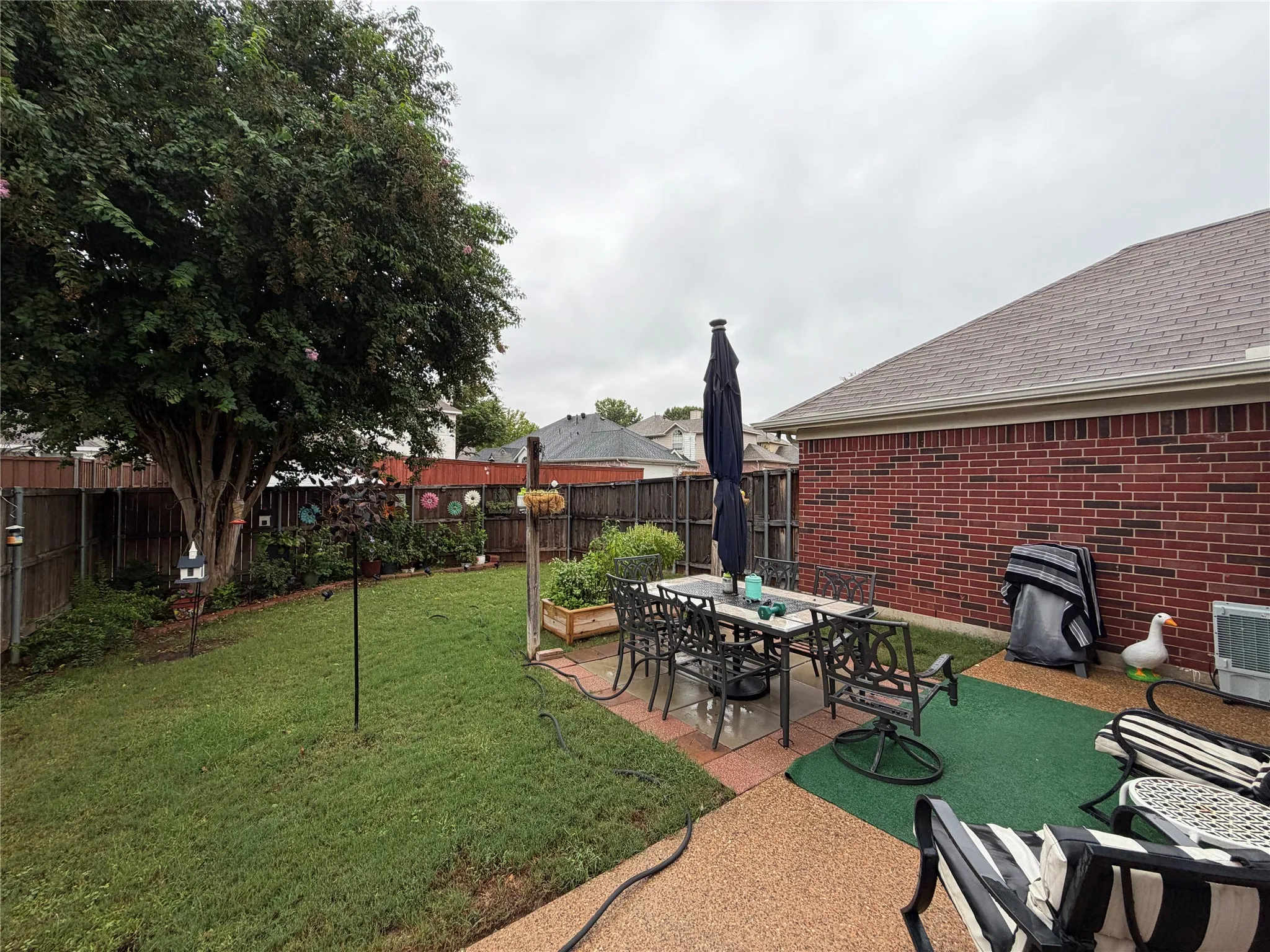 Single Family Residence For Rent in Denton County , 1224 Tanner Drive, Lewisville, Texas 75077, 3 Bedroom, 2 Bathroom, 2 Garage spaces, 1,843 Sqft, built in 1998, mls#21403388, Real Estate Agent in Lewisville, Homes For Rent in Denton county, Homes For Rent in Lewisville, Realtor in Lewisville Texas, Real Estate Brokerage Independent Realty Texas, Luminita Cordes Realtor