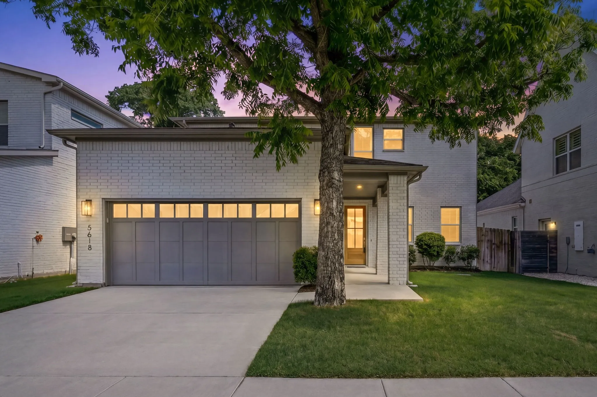 Single Family Residence For Rent in Tarrant County , 5618 Oaks Lane, Westworth Village, Texas 76114, 4 Bedroom, 4 Bathroom, 2 Garage spaces, 2,581 Sqft, built in 2022, mls#21400823, Real Estate Agent in Westworth Village, Homes For Rent in Tarrant county, Homes For Rent in Westworth Village, Realtor in Westworth Village Texas, Real Estate Brokerage Independent Realty Texas, Luminita Cordes Realtor
