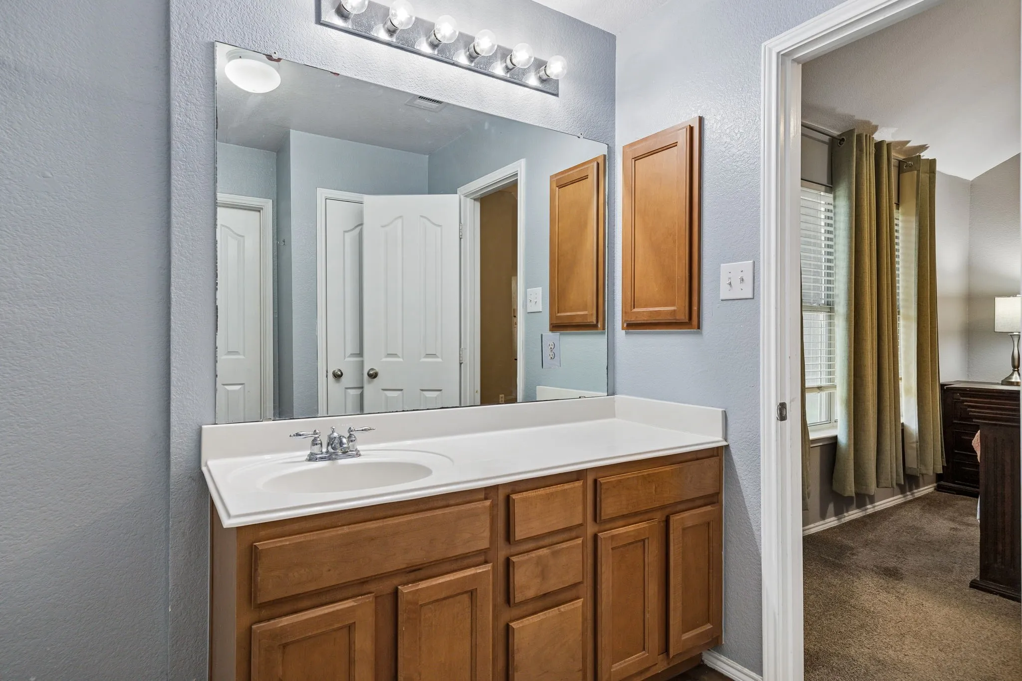 Single Family Residence For Rent in Denton County , 1023 Aviary, Aubrey, Texas 76227, 3 Bedroom, 2 Bathroom, 2 Garage spaces, 1,733 Sqft, built in 2003, mls#21403539, Real Estate Agent in Aubrey, Homes For Rent in Denton county, Homes For Rent in Aubrey, Realtor in Aubrey Texas, Real Estate Brokerage Independent Realty Texas, Luminita Cordes Realtor