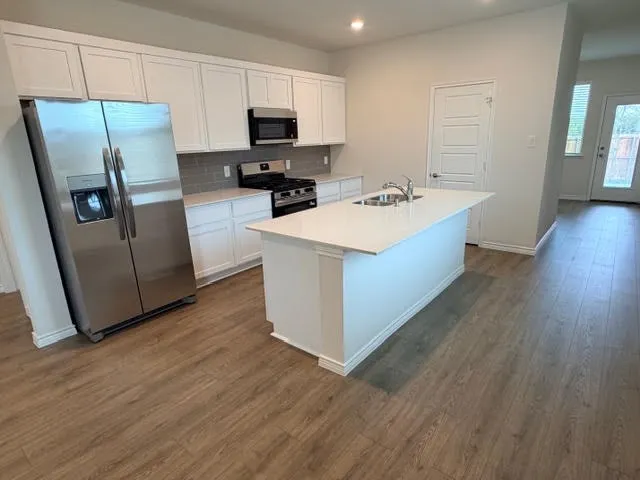 Single Family Residence For Rent in Collin County , 2512 Pikes Peak Way, Celina, Texas 75009, 3 Bedroom, 2 Bathroom, 2 Garage spaces, 1,742 Sqft, built in 2026, mls#21403494, Real Estate Agent in Celina, Homes For Rent in Collin county, Homes For Rent in Celina, Realtor in Celina Texas, Real Estate Brokerage Independent Realty Texas, Luminita Cordes Realtor