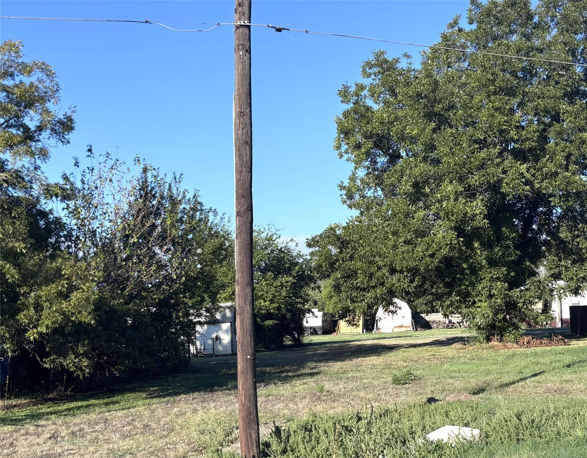 Improved Land For Sale in Johnson County , 201 N Cleburne Whitney Road, Rio Vista, Texas 76093, 0, 0, Garage spaces, 0 Sqft, built in 0, mls#21398315, Real Estate Agent in Rio Vista, Homes For Sale in Johnson county, Homes For Sale in Rio Vista, Realtor in Rio Vista Texas, Real Estate Brokerage Independent Realty Texas, Luminita Cordes Realtor