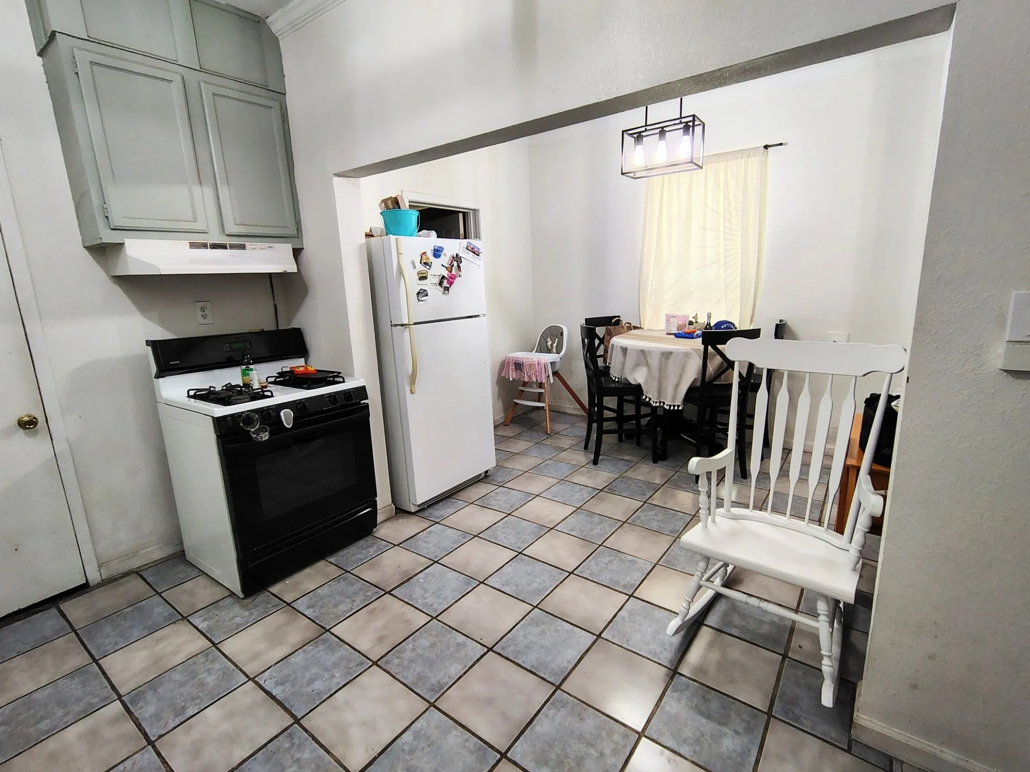 Single Family Residence For Sale in Dallas County , 516 & 518 S Glasgow Drive, Dallas, Texas 75223, 4 Bedroom, 3 Bathroom, Garage spaces, 2,025 Sqft, built in 1915, mls#21403386, Real Estate Agent in Dallas, Homes For Sale in Dallas county, Homes For Sale in Dallas, Realtor in Dallas Texas, Real Estate Brokerage Independent Realty Texas, Luminita Cordes Realtor