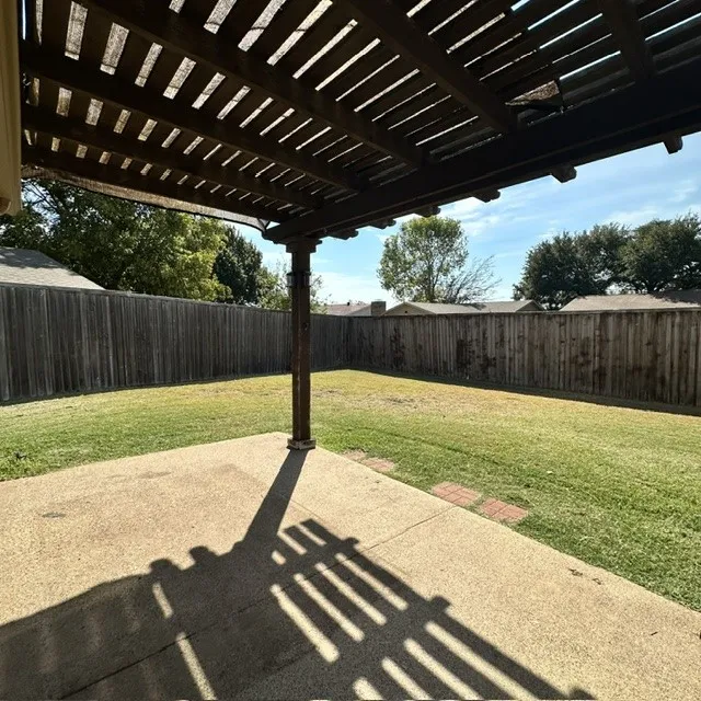 Single Family Residence For Rent in Collin County , 936 Carlsbad Drive, Plano, Texas 75023, 3 Bedroom, 2 Bathroom, 2 Garage spaces, 1,930 Sqft, built in 1979, mls#21402445, Real Estate Agent in Plano, Homes For Rent in Collin county, Homes For Rent in Plano, Realtor in Plano Texas, Real Estate Brokerage Independent Realty Texas, Luminita Cordes Realtor
