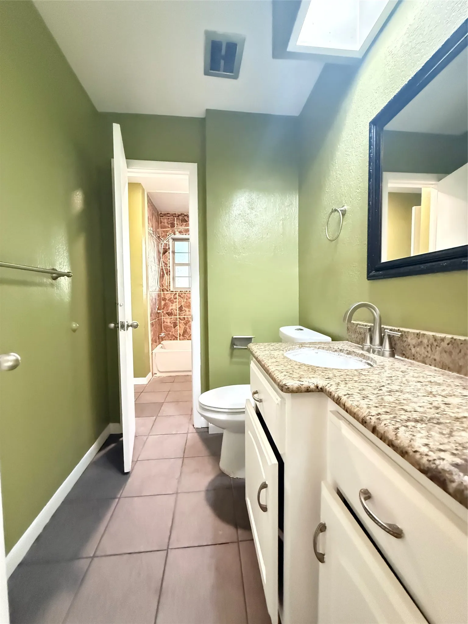 Single Family Residence For Rent in Dallas County , 2401 Patricia Lane, Garland, Texas 75041, 3 Bedroom, 2 Bathroom, 2 Garage spaces, 1,390 Sqft, built in 1959, mls#21403547, Real Estate Agent in Garland, Homes For Rent in Dallas county, Homes For Rent in Garland, Realtor in Garland Texas, Real Estate Brokerage Independent Realty Texas, Luminita Cordes Realtor