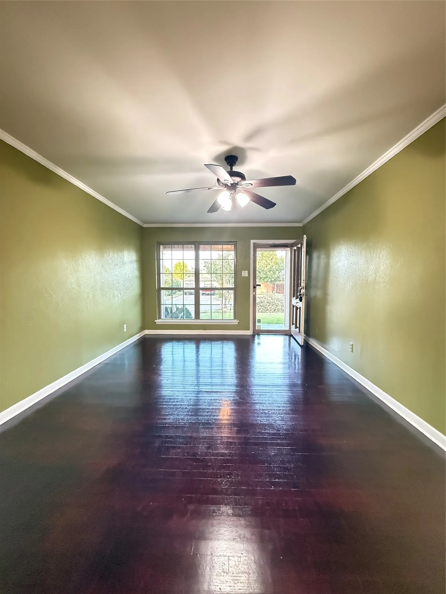 Single Family Residence For Rent in Dallas County , 2401 Patricia Lane, Garland, Texas 75041, 3 Bedroom, 2 Bathroom, 2 Garage spaces, 1,390 Sqft, built in 1959, mls#21403547, Real Estate Agent in Garland, Homes For Rent in Dallas county, Homes For Rent in Garland, Realtor in Garland Texas, Real Estate Brokerage Independent Realty Texas, Luminita Cordes Realtor