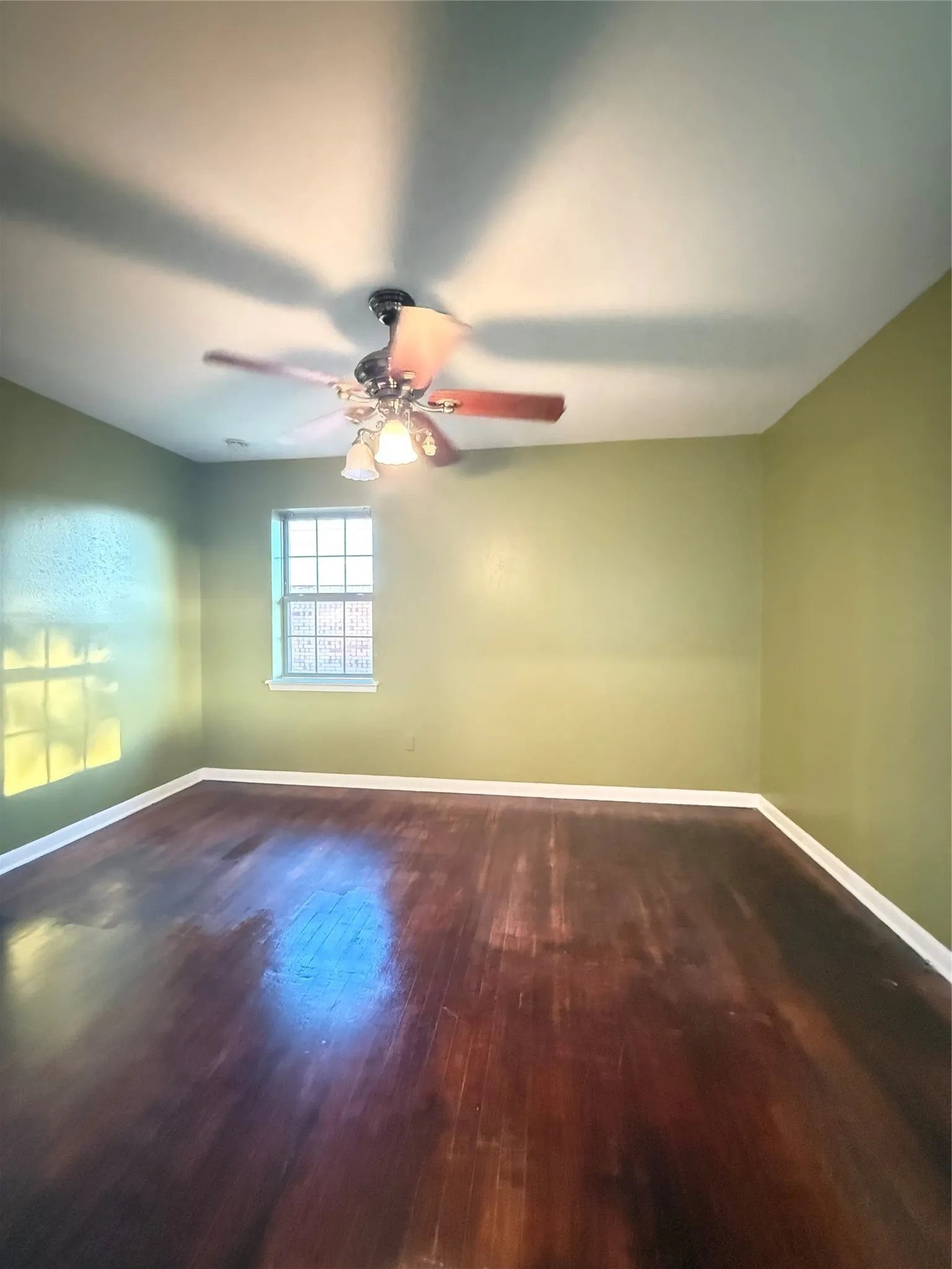Single Family Residence For Rent in Dallas County , 2401 Patricia Lane, Garland, Texas 75041, 3 Bedroom, 2 Bathroom, 2 Garage spaces, 1,390 Sqft, built in 1959, mls#21403547, Real Estate Agent in Garland, Homes For Rent in Dallas county, Homes For Rent in Garland, Realtor in Garland Texas, Real Estate Brokerage Independent Realty Texas, Luminita Cordes Realtor