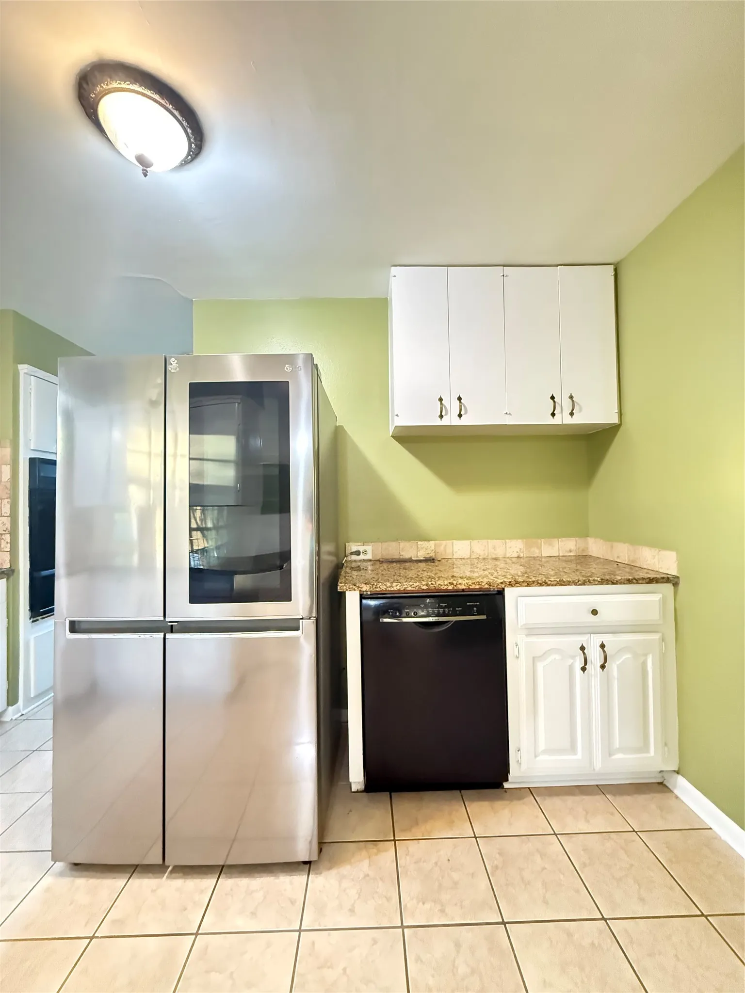 Single Family Residence For Rent in Dallas County , 2401 Patricia Lane, Garland, Texas 75041, 3 Bedroom, 2 Bathroom, 2 Garage spaces, 1,390 Sqft, built in 1959, mls#21403547, Real Estate Agent in Garland, Homes For Rent in Dallas county, Homes For Rent in Garland, Realtor in Garland Texas, Real Estate Brokerage Independent Realty Texas, Luminita Cordes Realtor