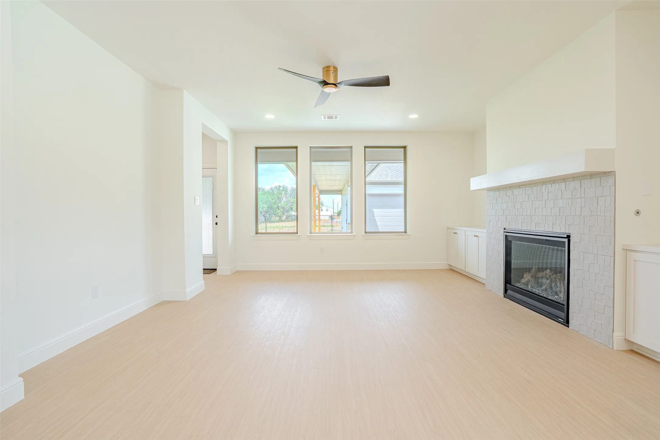 Single Family Residence For Sale in Bosque County , 106 K Street, Meridian, Texas 76665, 3 Bedroom, 3 Bathroom, 2 Garage spaces, 1,873 Sqft, built in 2026, mls#21402260, Real Estate Agent in Meridian, Homes For Sale in Bosque county, Homes For Sale in Meridian, Realtor in Meridian Texas, Real Estate Brokerage Independent Realty Texas, Luminita Cordes Realtor