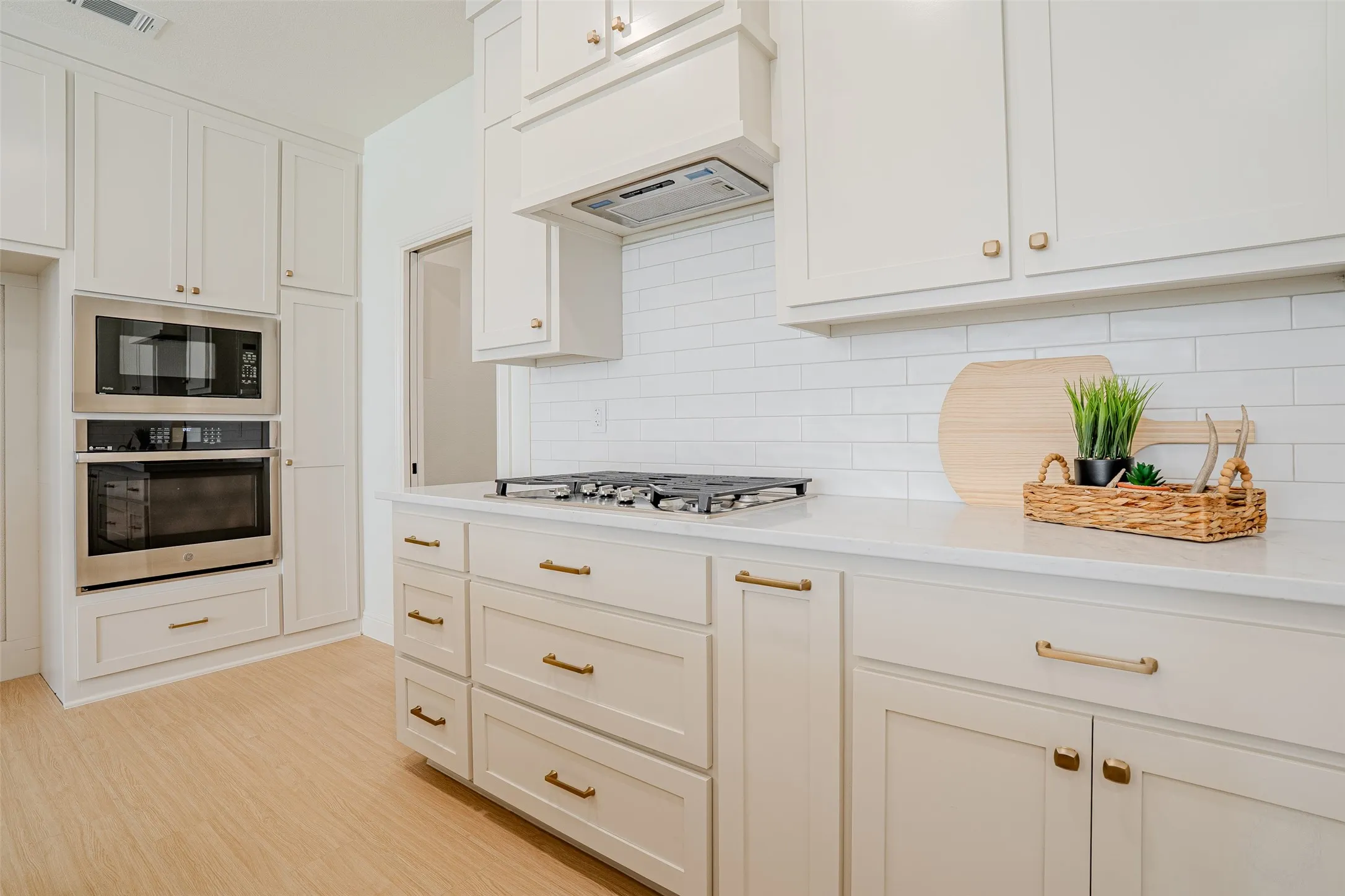 Single Family Residence For Sale in Bosque County , 106 K Street, Meridian, Texas 76665, 3 Bedroom, 3 Bathroom, 2 Garage spaces, 1,873 Sqft, built in 2026, mls#21402260, Real Estate Agent in Meridian, Homes For Sale in Bosque county, Homes For Sale in Meridian, Realtor in Meridian Texas, Real Estate Brokerage Independent Realty Texas, Luminita Cordes Realtor