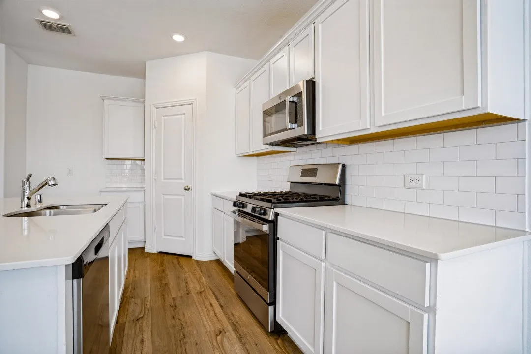 Single Family Residence For Sale in Collin County , 1105 Mahogany Lane, Princeton, Texas 75407, 4 Bedroom, 2 Bathroom, 2 Garage spaces, 1,835 Sqft, built in 2022, mls#21400347, Real Estate Agent in Princeton, Homes For Sale in Collin county, Homes For Sale in Princeton, Realtor in Princeton Texas, Real Estate Brokerage Independent Realty Texas, Luminita Cordes Realtor