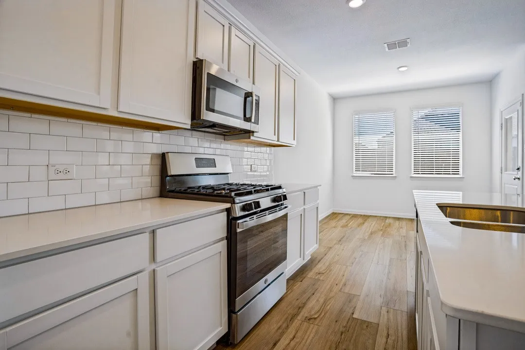 Single Family Residence For Sale in Collin County , 1105 Mahogany Lane, Princeton, Texas 75407, 4 Bedroom, 2 Bathroom, 2 Garage spaces, 1,835 Sqft, built in 2022, mls#21400347, Real Estate Agent in Princeton, Homes For Sale in Collin county, Homes For Sale in Princeton, Realtor in Princeton Texas, Real Estate Brokerage Independent Realty Texas, Luminita Cordes Realtor