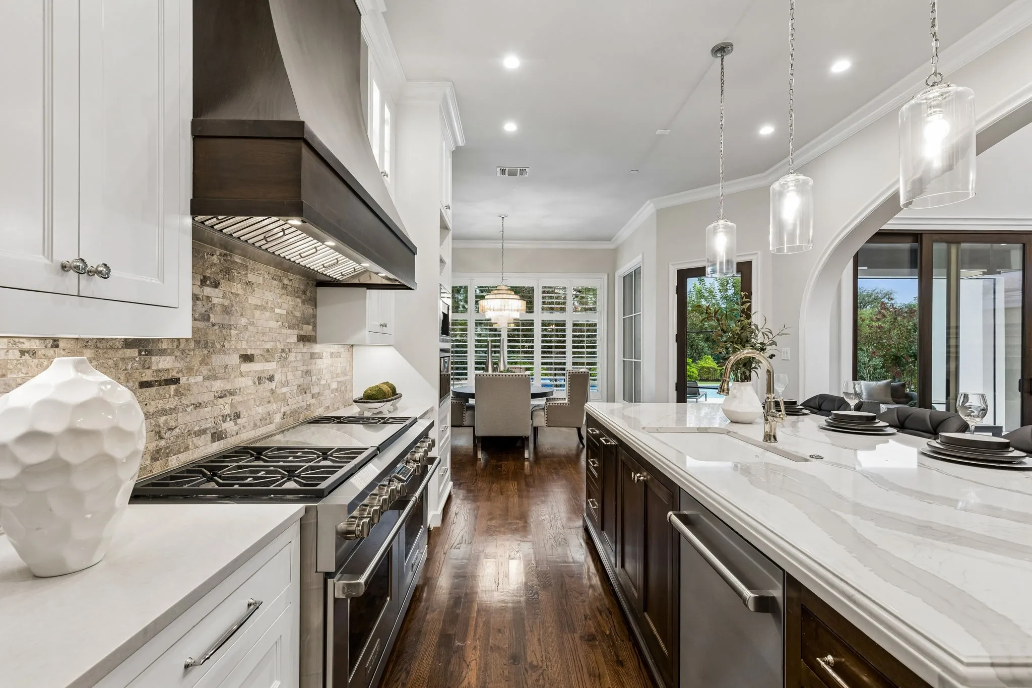 Single Family Residence For Sale in Tarrant County , 2202 Barcelona Court, Westlake, Texas 76262, 6 Bedroom, 9 Bathroom, 3 Garage spaces, 6,910 Sqft, built in 2020, mls#21402238, Real Estate Agent in Westlake, Homes For Sale in Tarrant county, Homes For Sale in Westlake, Realtor in Westlake Texas, Real Estate Brokerage Independent Realty Texas, Luminita Cordes Realtor