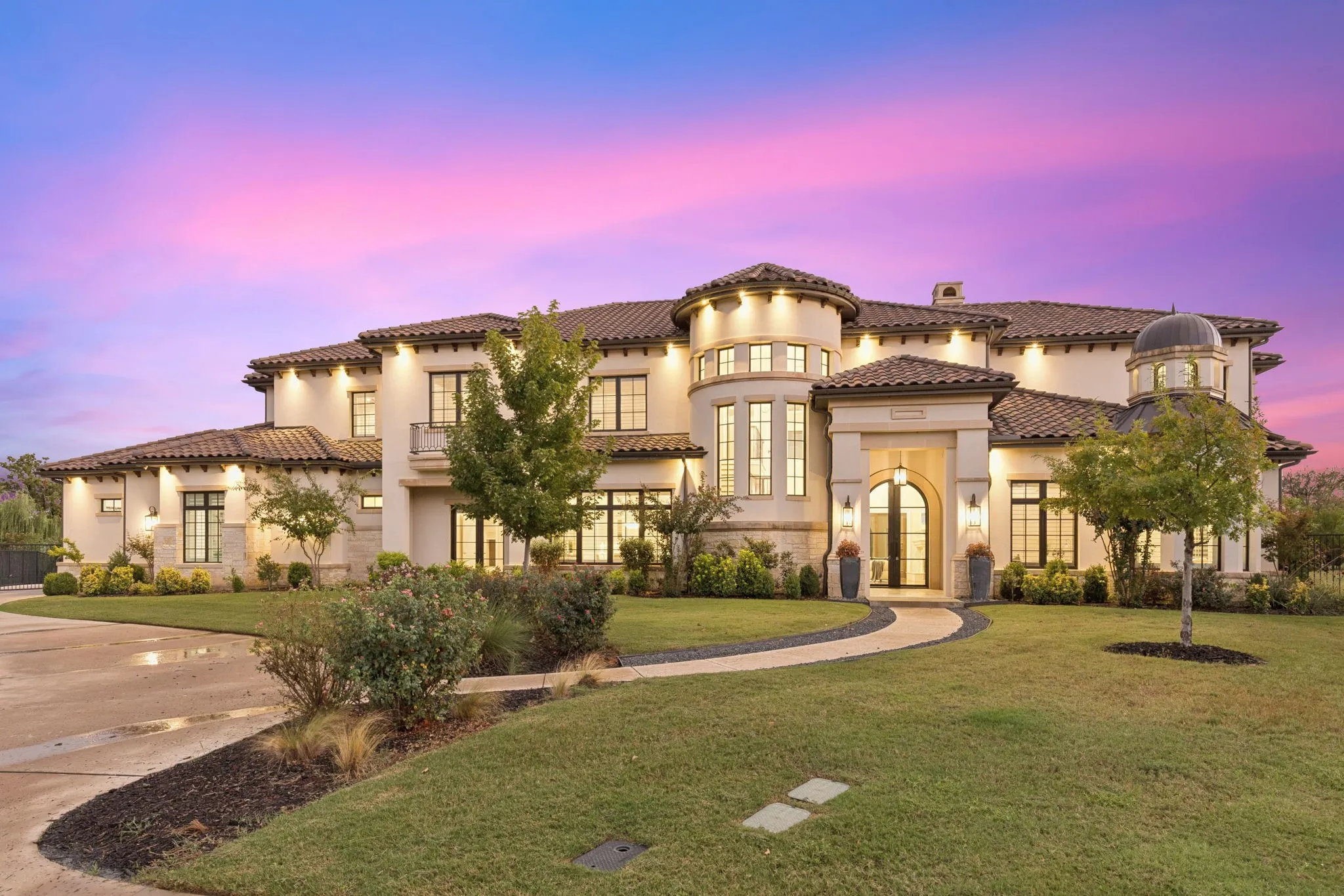 Single Family Residence For Sale in Tarrant County , 2202 Barcelona Court, Westlake, Texas 76262, 6 Bedroom, 9 Bathroom, 3 Garage spaces, 6,910 Sqft, built in 2020, mls#21402238, Real Estate Agent in Westlake, Homes For Sale in Tarrant county, Homes For Sale in Westlake, Realtor in Westlake Texas, Real Estate Brokerage Independent Realty Texas, Luminita Cordes Realtor
