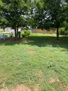 Single Family Residence For Rent in Taylor County , 1309 S San Jose Drive, Abilene, Texas 79605, 2 Bedroom, 1 Bathroom, 1 Garage spaces, 816 Sqft, built in 1953, mls#21403569, Real Estate Agent in Abilene, Homes For Rent in Taylor county, Homes For Rent in Abilene, Realtor in Abilene Texas, Real Estate Brokerage Independent Realty Texas, Luminita Cordes Realtor
