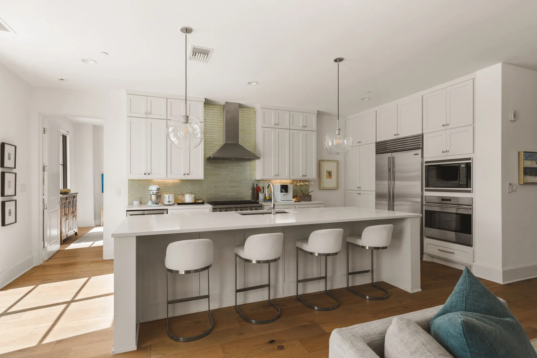 Condominium For Sale in Denton County , 5270 Town And Country Boulevard 112, Frisco, Texas 75034, 3 Bedroom, 3 Bathroom, Garage spaces, 2,514 Sqft, built in 2019, mls#21395026, Real Estate Agent in Frisco, Homes For Sale in Denton county, Homes For Sale in Frisco, Realtor in Frisco Texas, Real Estate Brokerage Independent Realty Texas, Luminita Cordes Realtor