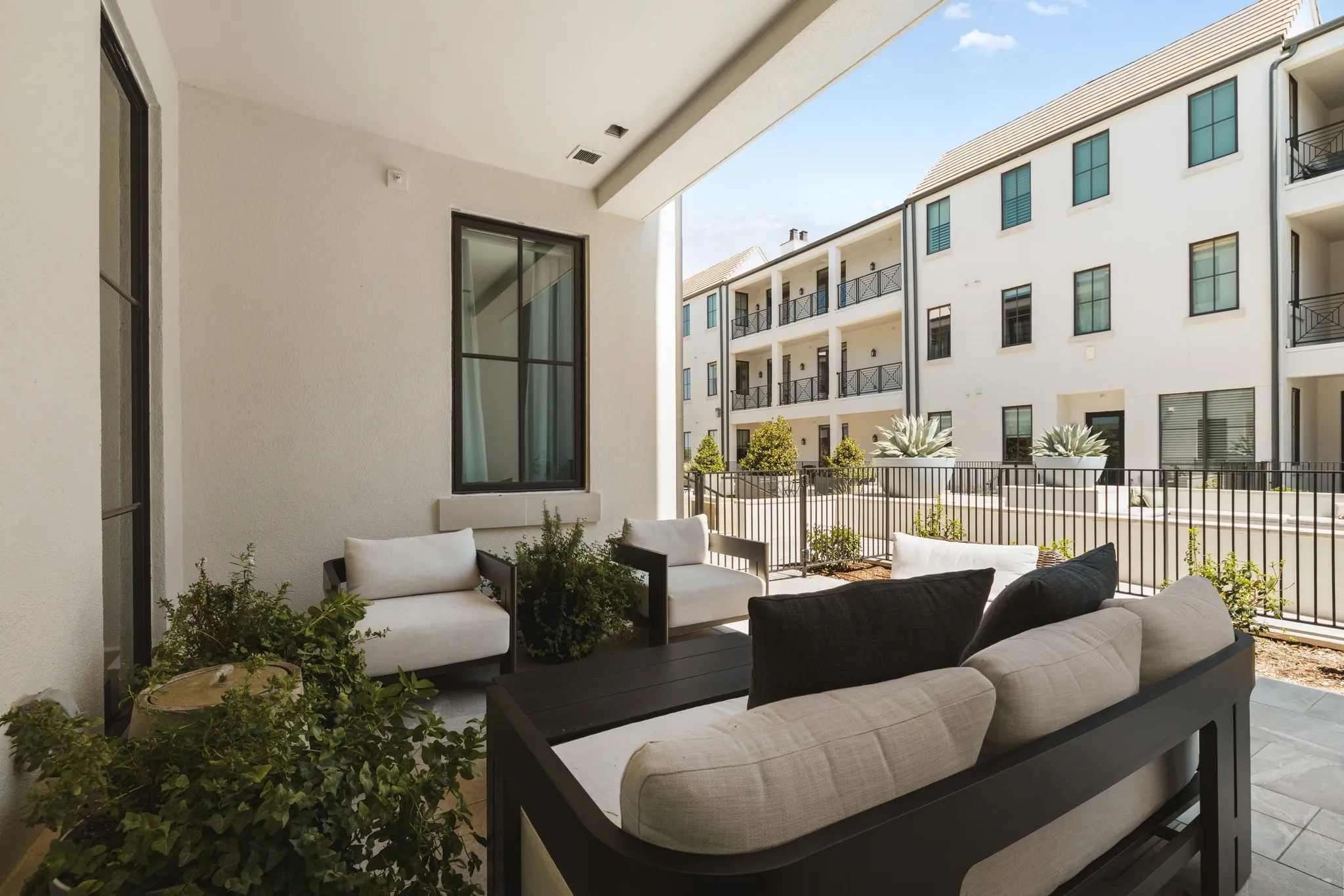 Condominium For Sale in Denton County , 5270 Town And Country Boulevard 112, Frisco, Texas 75034, 3 Bedroom, 3 Bathroom, Garage spaces, 2,514 Sqft, built in 2019, mls#21395026, Real Estate Agent in Frisco, Homes For Sale in Denton county, Homes For Sale in Frisco, Realtor in Frisco Texas, Real Estate Brokerage Independent Realty Texas, Luminita Cordes Realtor