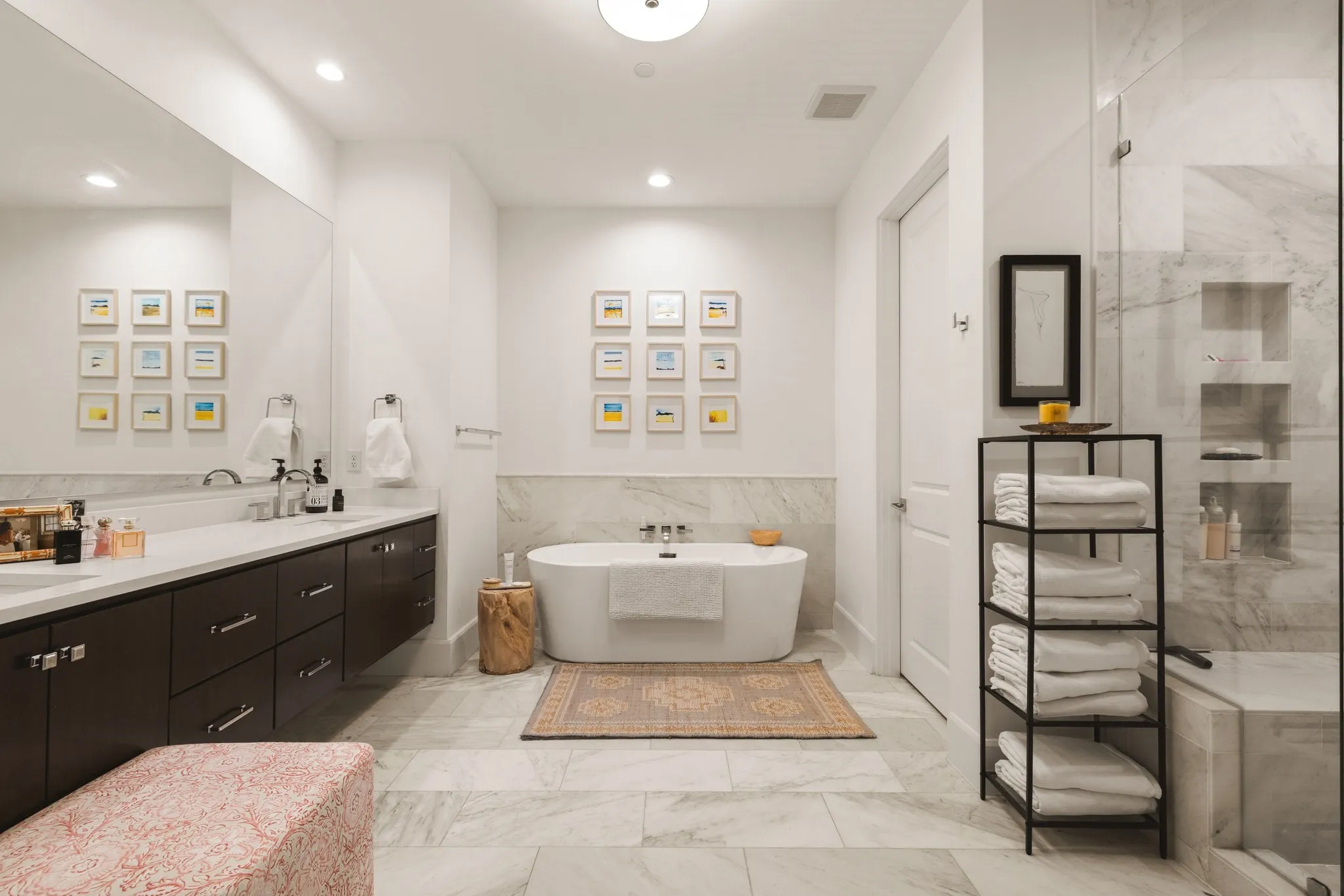 Condominium For Sale in Denton County , 5270 Town And Country Boulevard 112, Frisco, Texas 75034, 3 Bedroom, 3 Bathroom, Garage spaces, 2,514 Sqft, built in 2019, mls#21395026, Real Estate Agent in Frisco, Homes For Sale in Denton county, Homes For Sale in Frisco, Realtor in Frisco Texas, Real Estate Brokerage Independent Realty Texas, Luminita Cordes Realtor