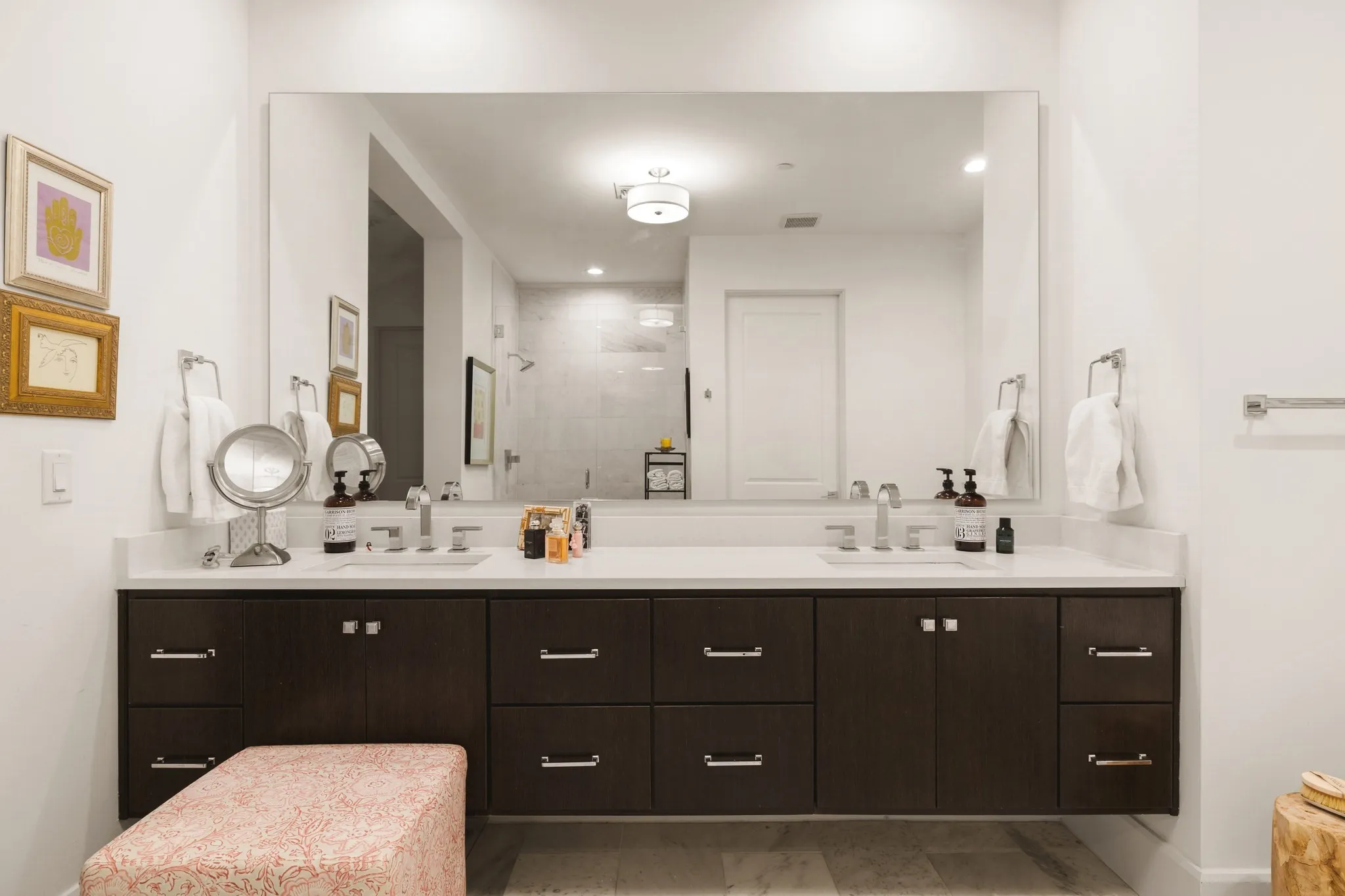 Condominium For Sale in Denton County , 5270 Town And Country Boulevard 112, Frisco, Texas 75034, 3 Bedroom, 3 Bathroom, Garage spaces, 2,514 Sqft, built in 2019, mls#21395026, Real Estate Agent in Frisco, Homes For Sale in Denton county, Homes For Sale in Frisco, Realtor in Frisco Texas, Real Estate Brokerage Independent Realty Texas, Luminita Cordes Realtor