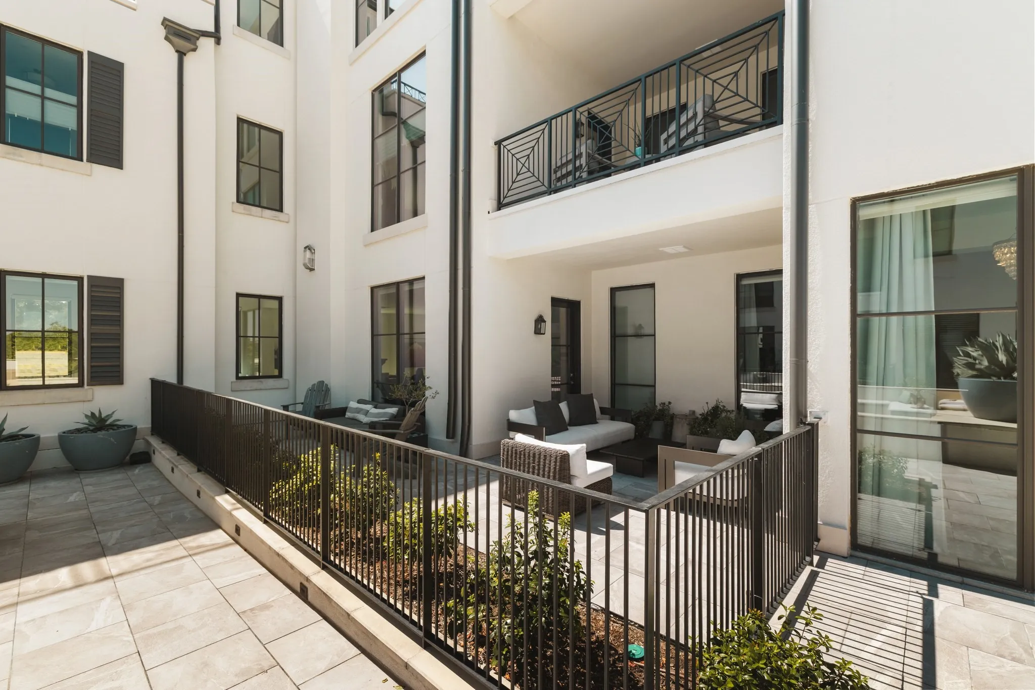 Condominium For Sale in Denton County , 5270 Town And Country Boulevard 112, Frisco, Texas 75034, 3 Bedroom, 3 Bathroom, Garage spaces, 2,514 Sqft, built in 2019, mls#21395026, Real Estate Agent in Frisco, Homes For Sale in Denton county, Homes For Sale in Frisco, Realtor in Frisco Texas, Real Estate Brokerage Independent Realty Texas, Luminita Cordes Realtor
